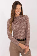 blouse femme manches longues coupe ajustée tissu viscose polyester fluide satiné imprimé géométrique rétro beige marron bouton doré épaule broche