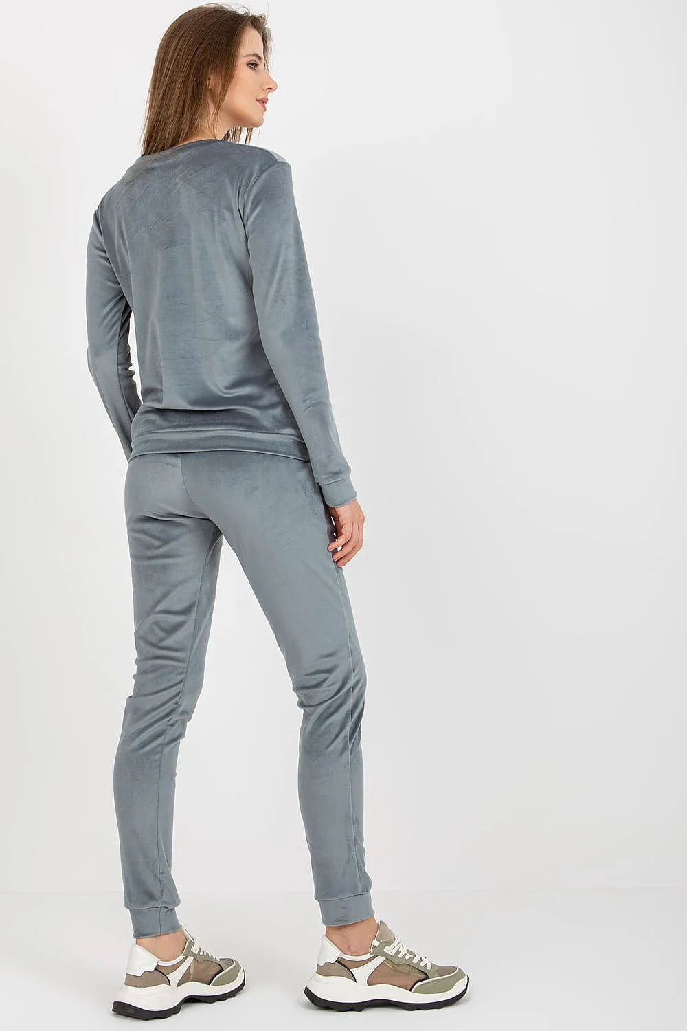 Ensemble Relevance Velours Femme Chemisier Manches Longues Encolure Serpent Pantalon Taille Élastique Matelassé Camel