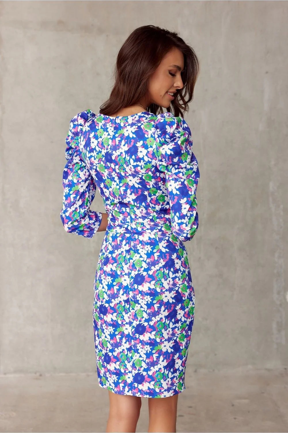 Robe féminine à motifs floraux semi-formelle en coton élasthanne pour femme, occasionnels variés, coupe ajustée et finitions élégantes