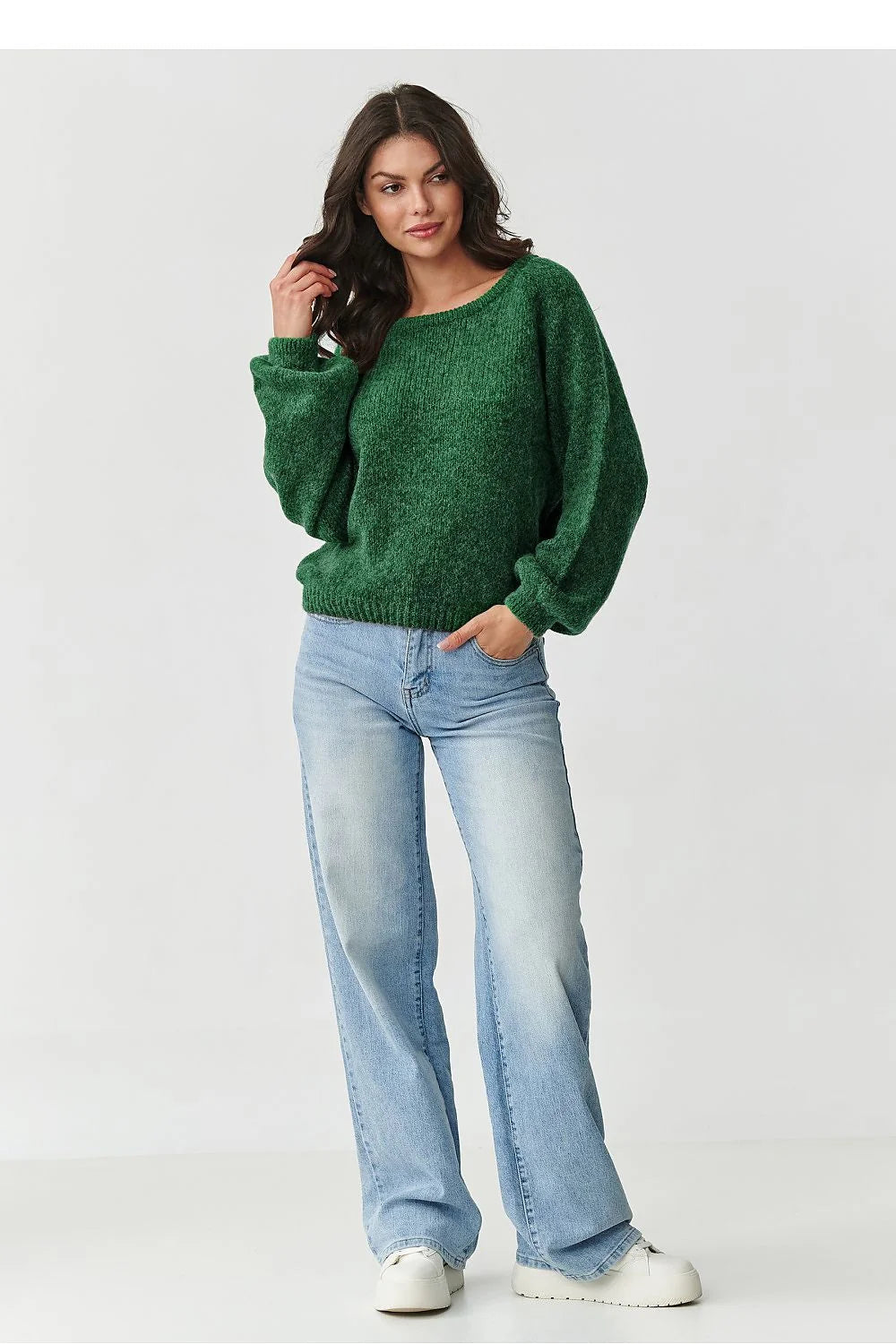 pull femme maille texturée moelleuse oversize coupe épaules tombantes manches bouffantes col rond finitions côtelées mohair laine chaud