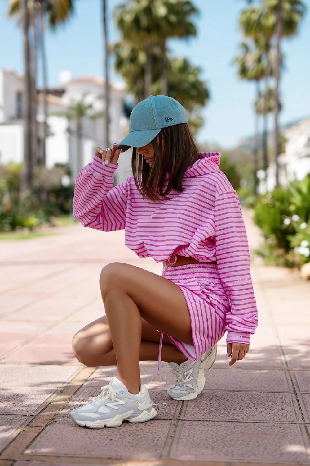 ensemble coordonné femme été coton rayures roses blanches sweat cropped mancheslongues bouffantes short taillehaute ceintureélastique cordonserrage jersey doux respirant