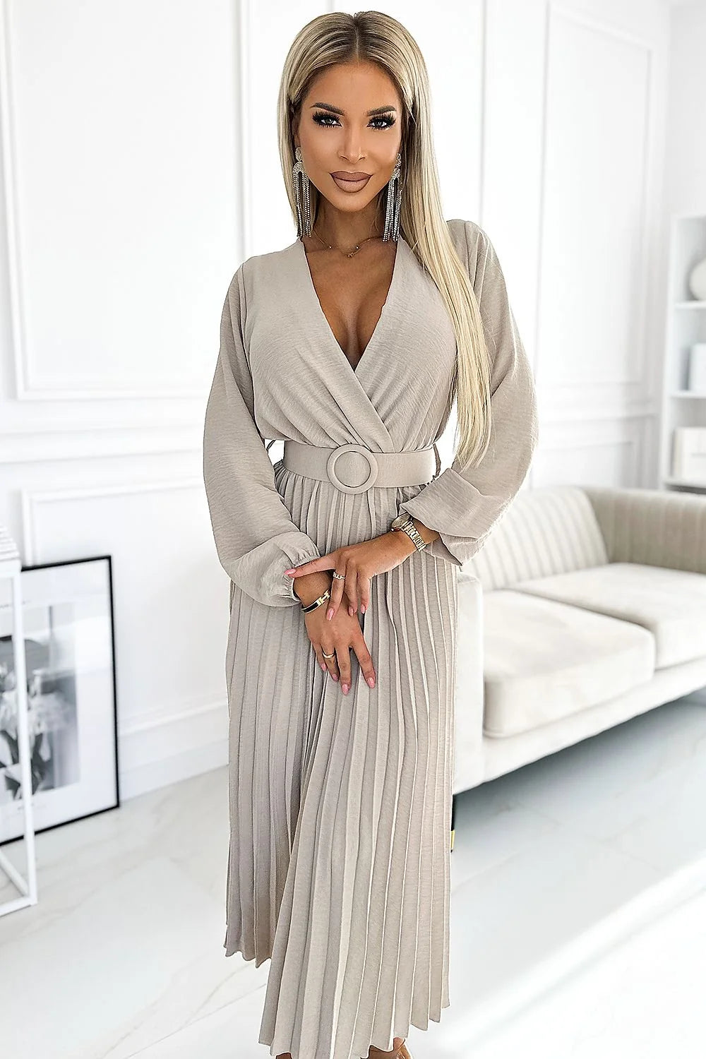 Robe cocktail Numoco design élégant longueur midi manches longues ceinture large boucle ronde tissu fluide polyester 100% production européenne femmes