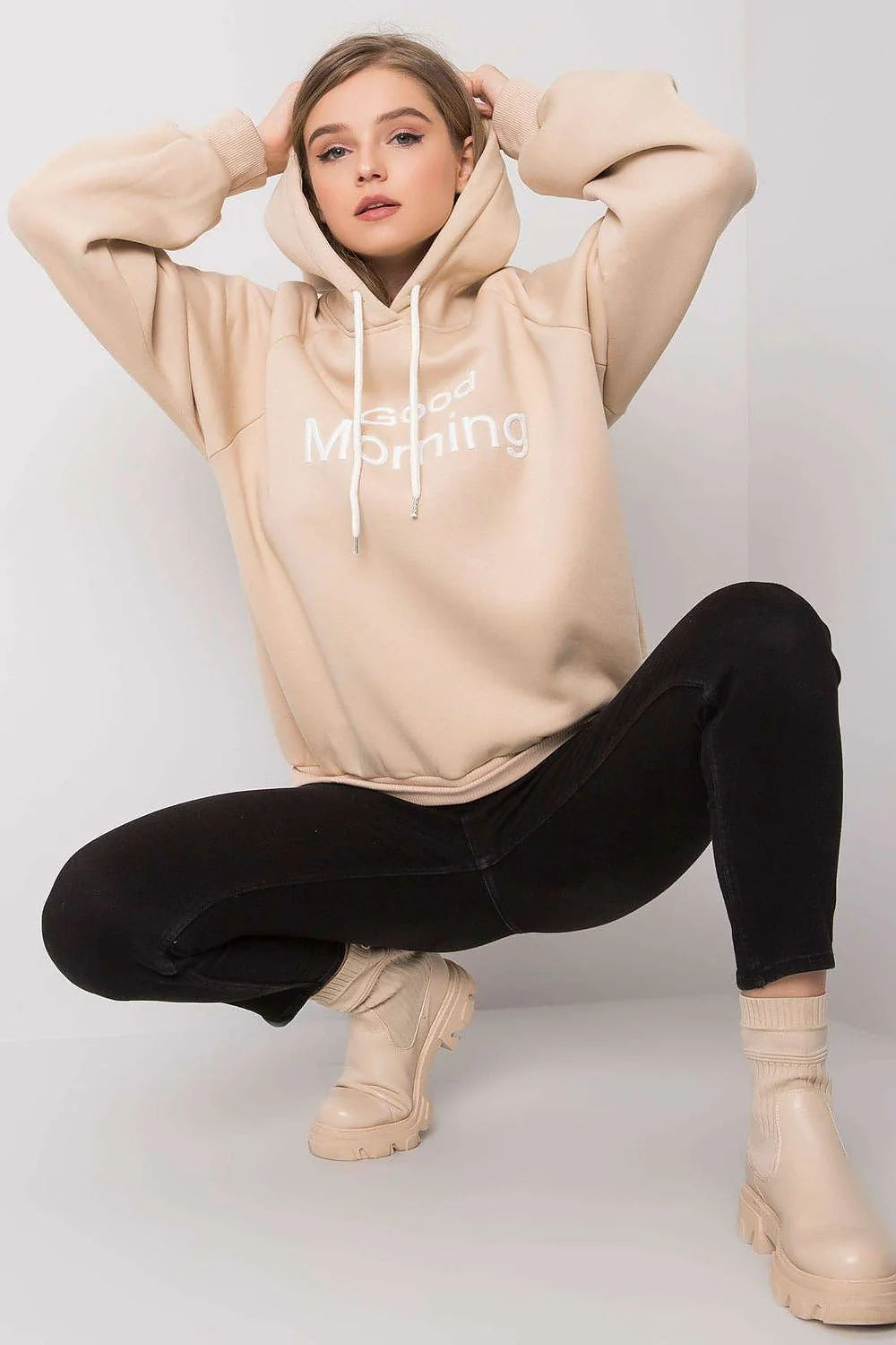 Sweatshirt femme oversize coton polyester bleu vif urbain moderne confortable manches longues GRL PWR
