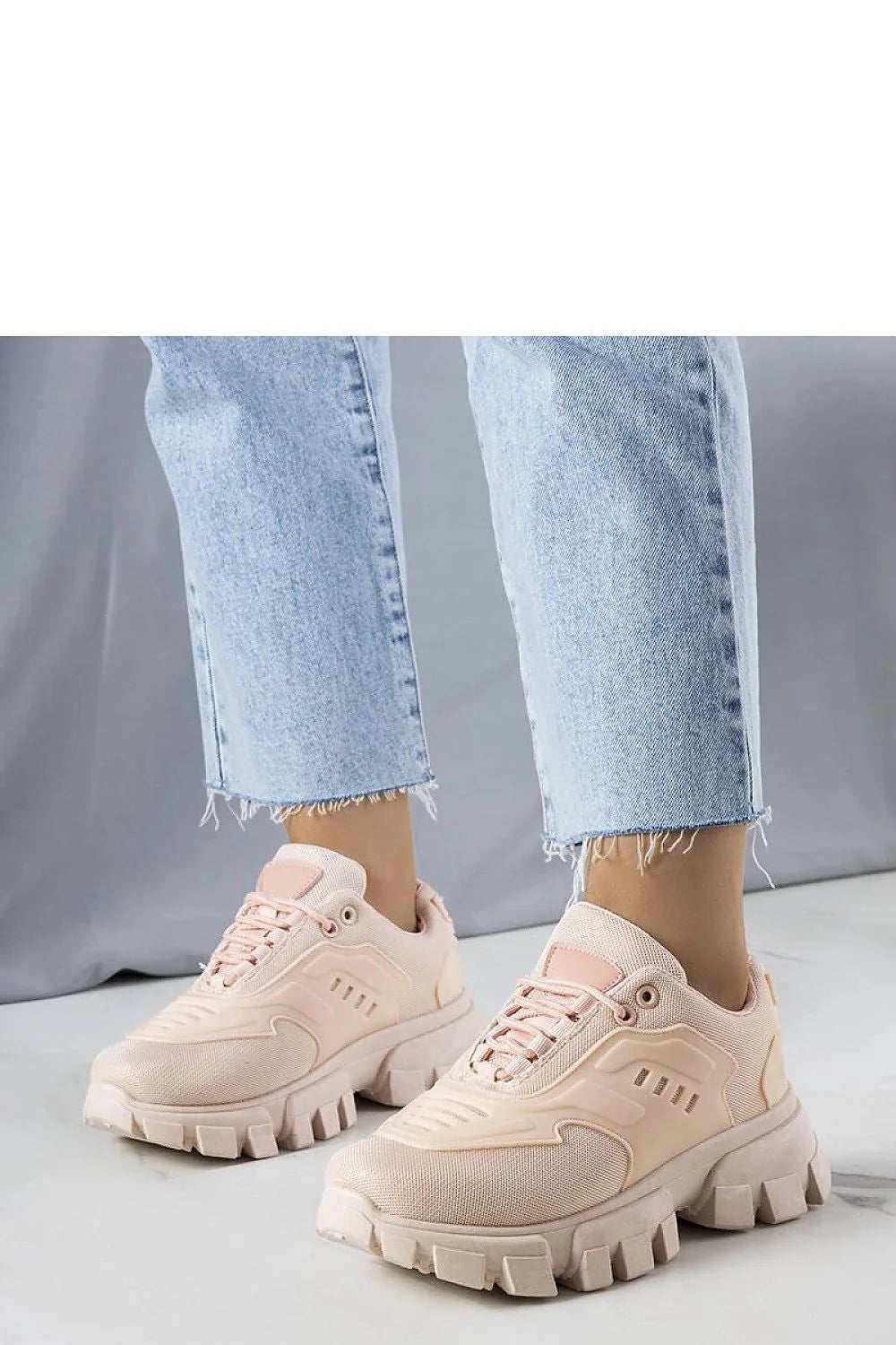 baskets femme chunky rose pâle maille synthétique semelle épaisse crantée plateforme antidérapante amortissante lacets métalliques coupe basse urbaine confortable tendance