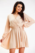 Robe élégante pour femme coupe courte manches longues ceinture en tissu Peachrobe awama occasionnels