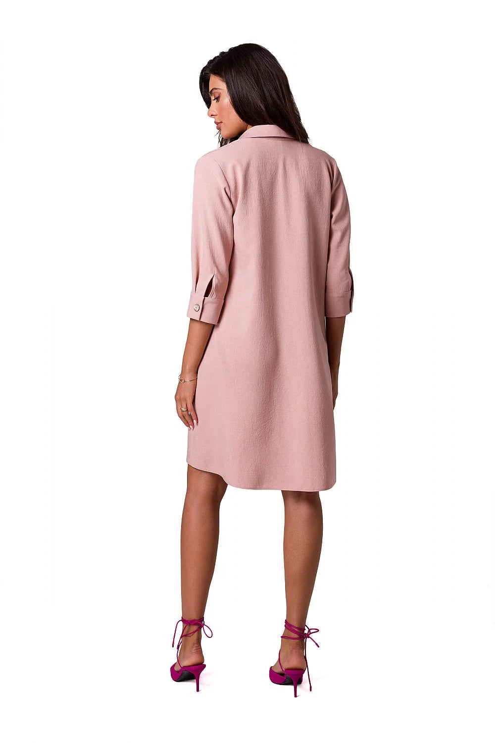 robe chemise BeWear casual chic évasée fluide manches trois quarts rose poudré tissu léger court poches boutonnage col revers intemporelle