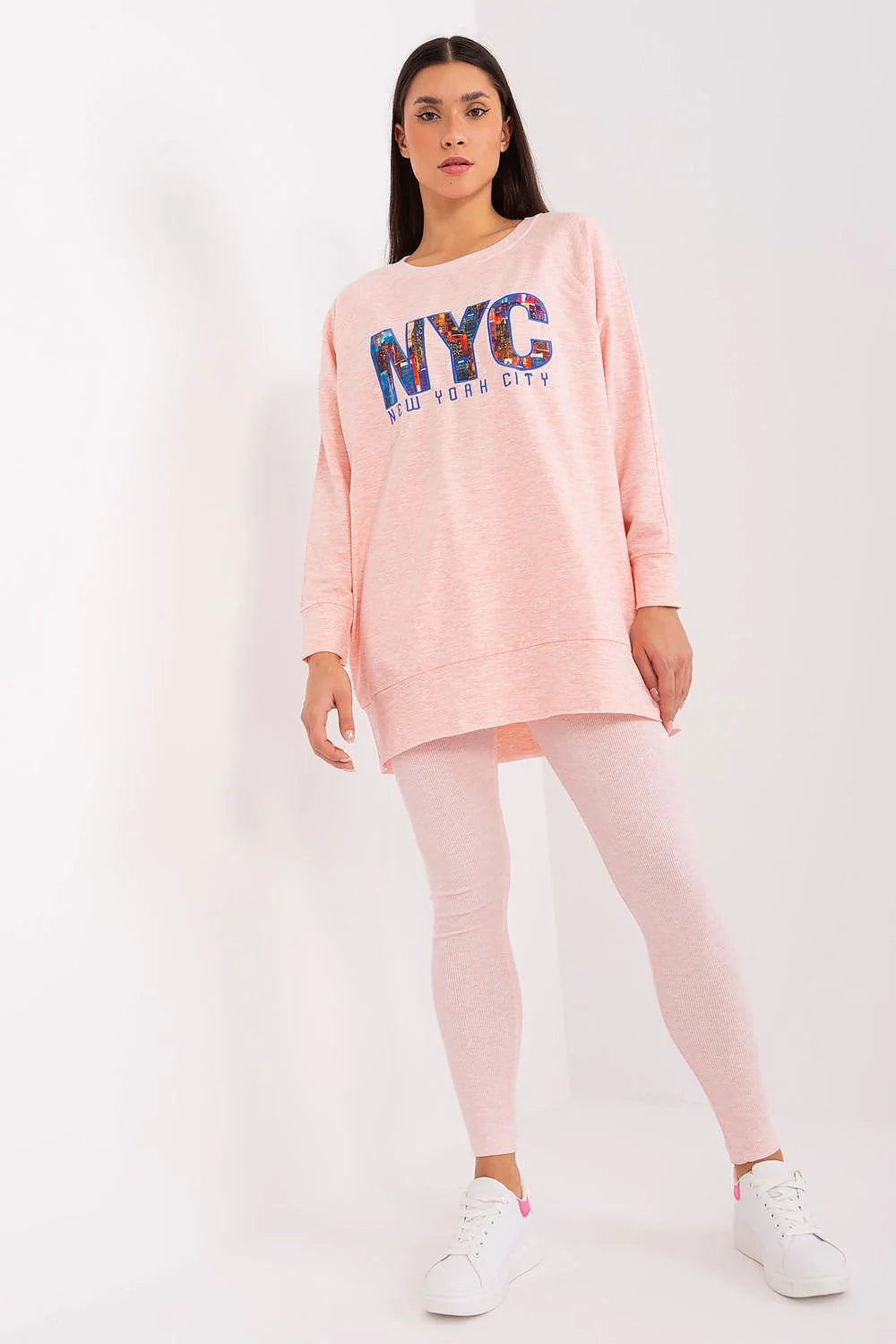 Ensemble femme confort style urbain hoodie long legging rose pâle NYC design graphique casual sortie
