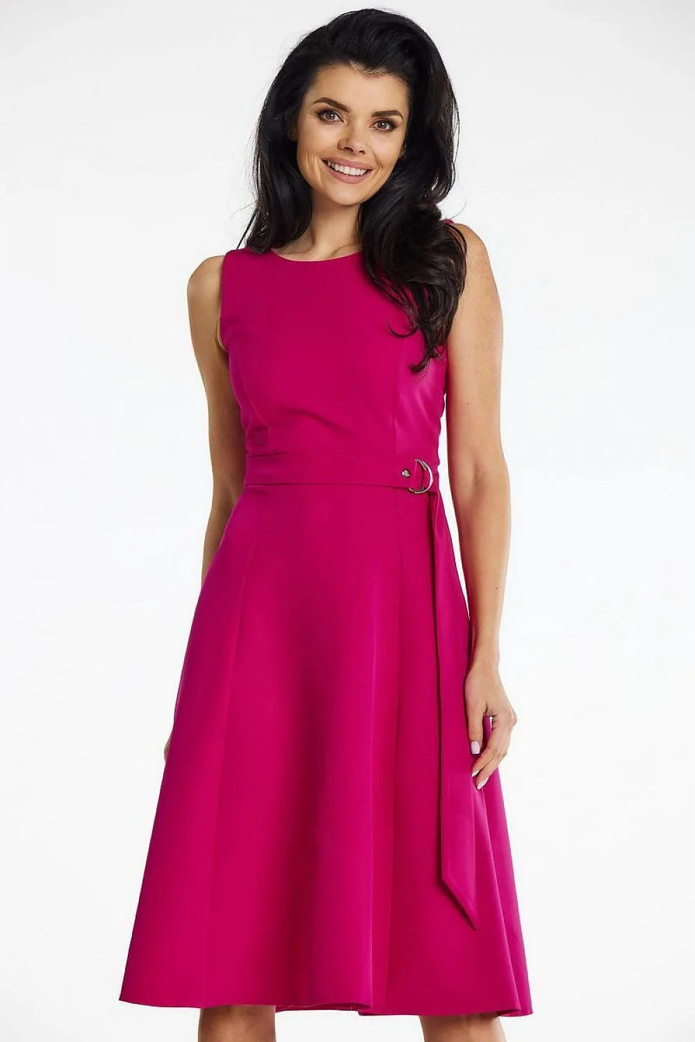 Robe de jour élégante sans manches encolure bateau taille ajustable ceinture métallique fuchsia femme