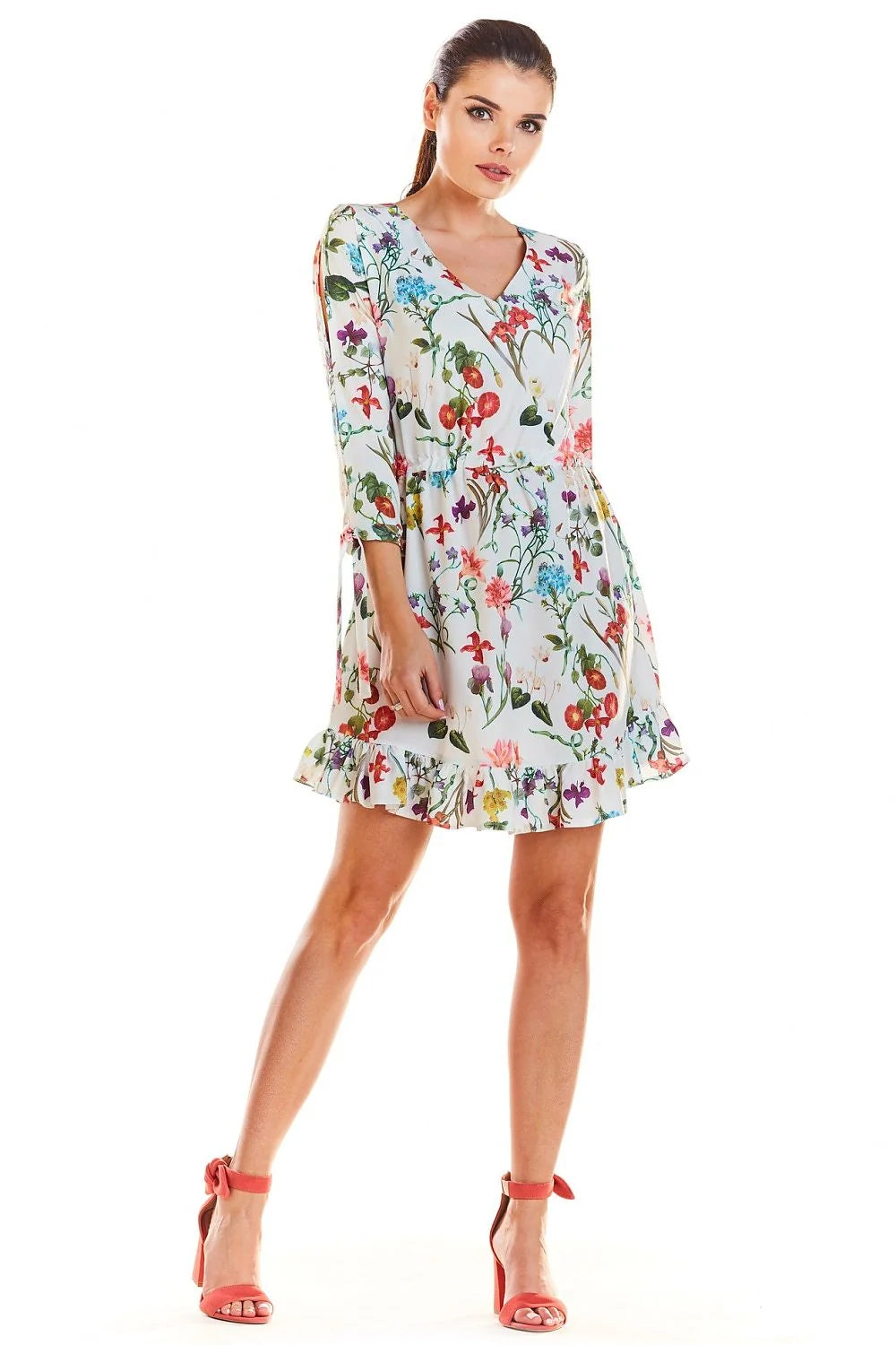 Robe d'été coton imprimée florale multicolore romantique manches trois-quarts pour femme chic et élégante