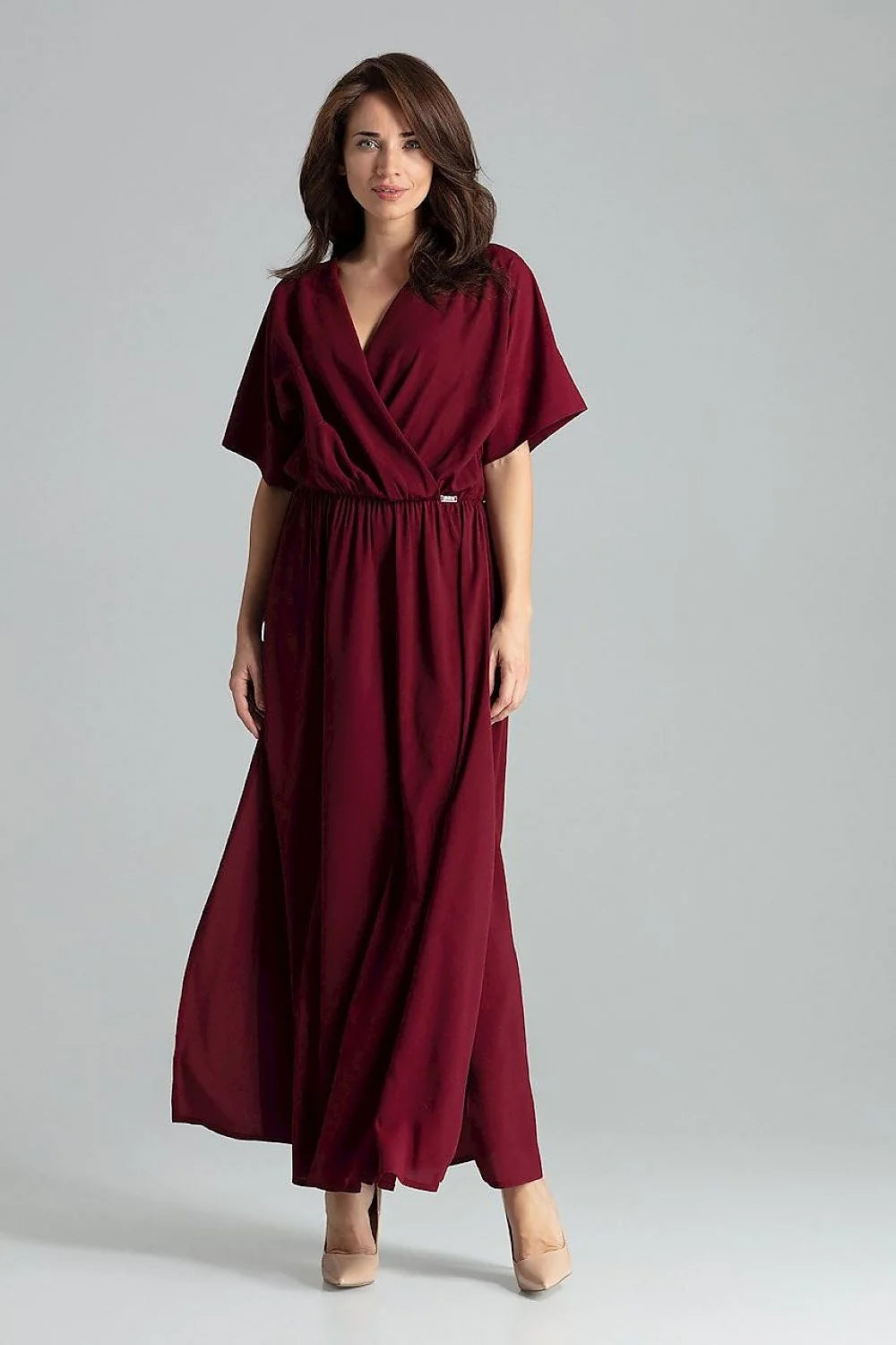 robe longue fluide beige nude chiffon cachecoeur boheme chic manches kimono courtes taille froncee elastiquee jupe evasee fente laterale plongeant