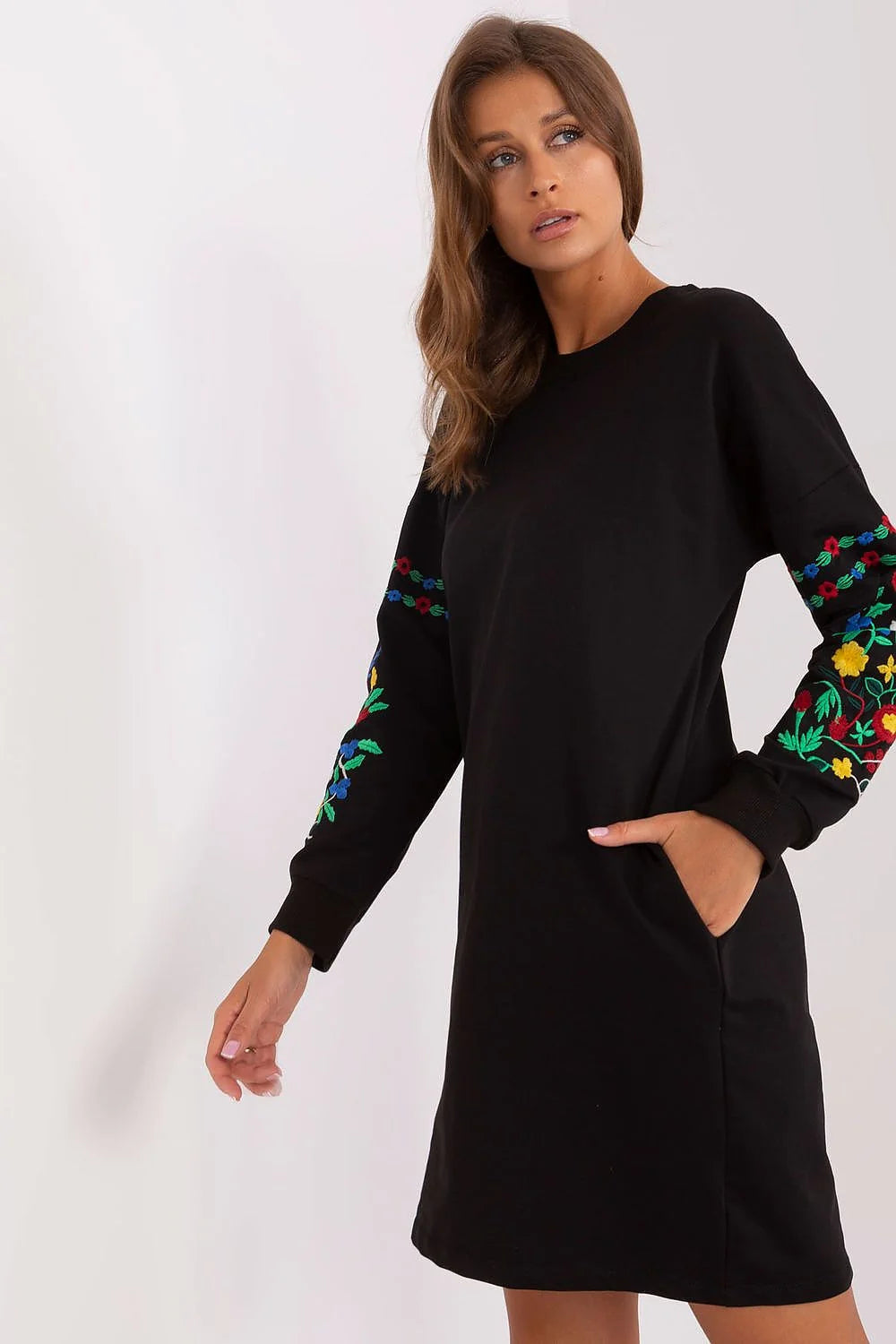 Robe de jour Rue Paris en coton élasthanne manches longues broderie florale multicolore poches latérales femme