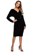Robe élégante en velours noir, col V, manches longues, soirée chic, silhouette ajustée femme