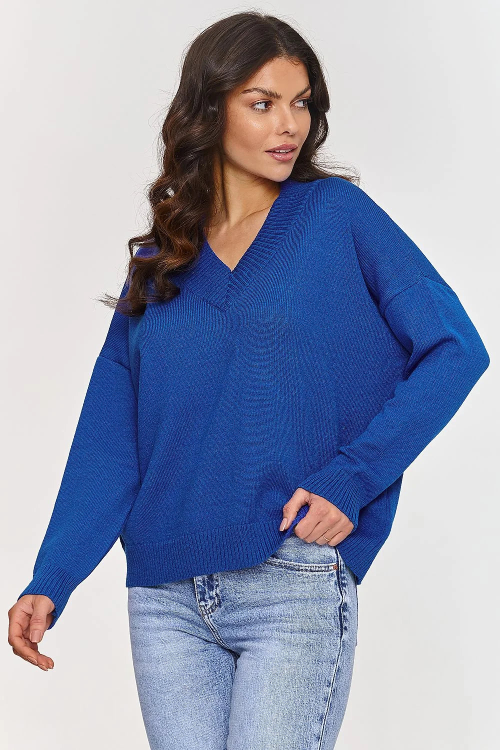 Pull pour femmes style moderne épuré en V manches longues coupe ample couleur bleu vif matériau doux maille fine