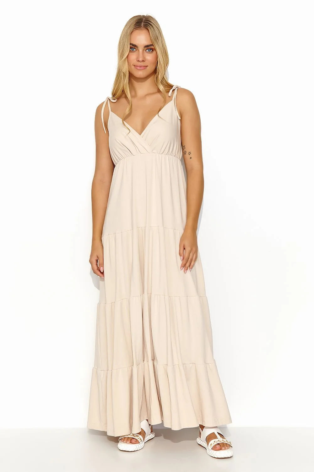 Robe de jour Makadamia longue style bohème-chic encolure en V tissu léger couleurs neutres femmes été plage