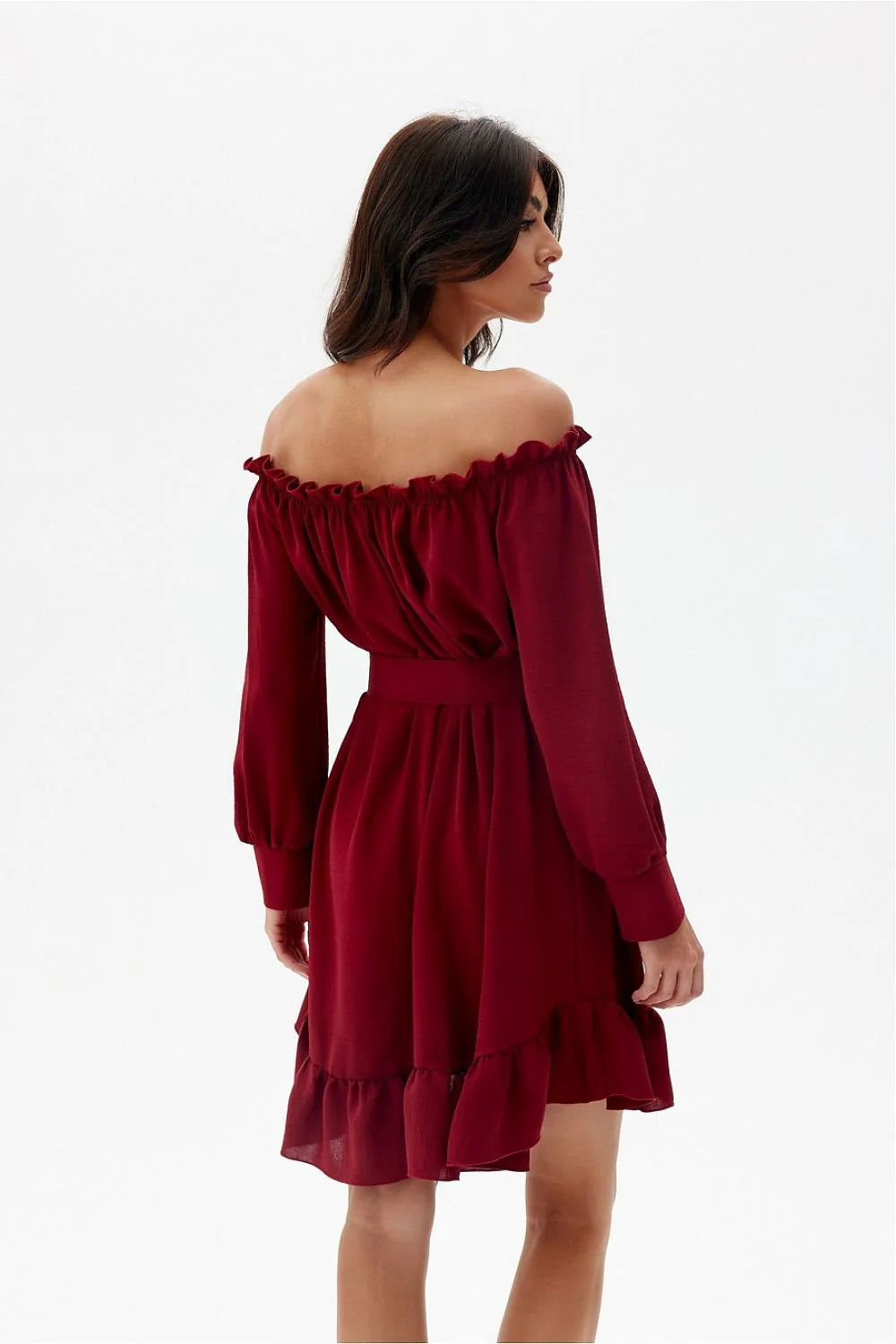 Robe de jour élégante off-shoulder manches longues volants ceinture dorée bordeaux femme Roco Fashion