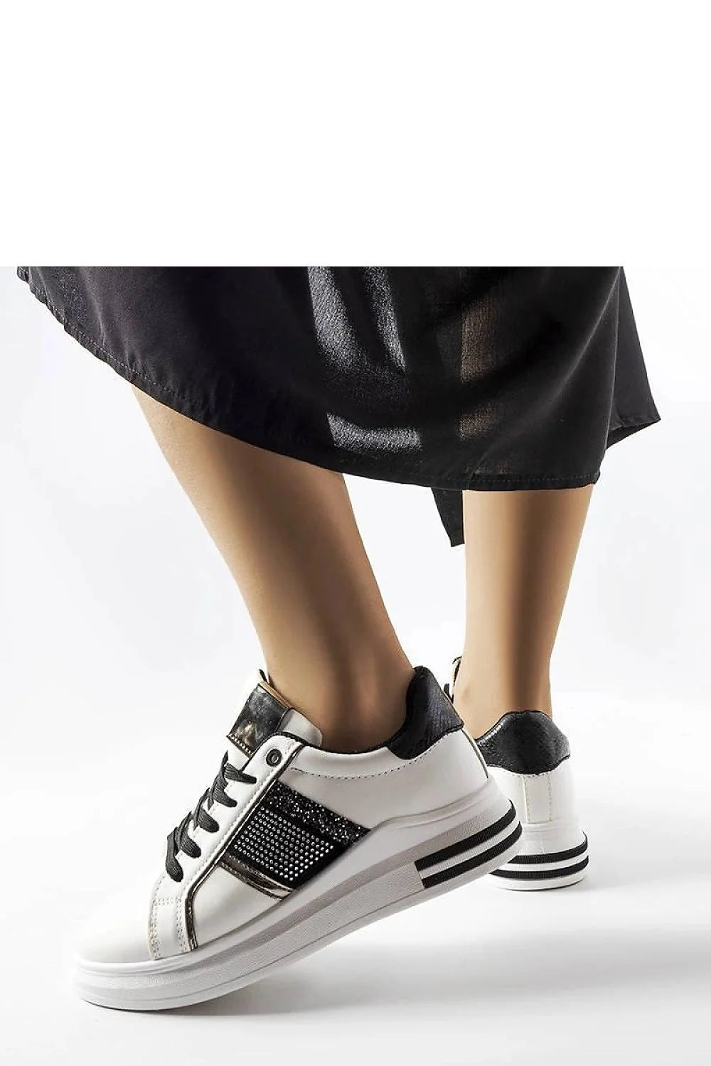 baskets Solea femme basses cuir synthétique blanches semelle épaisse bout rond lacets noirs strass latéral métallisés talon rembourré confortable élégant