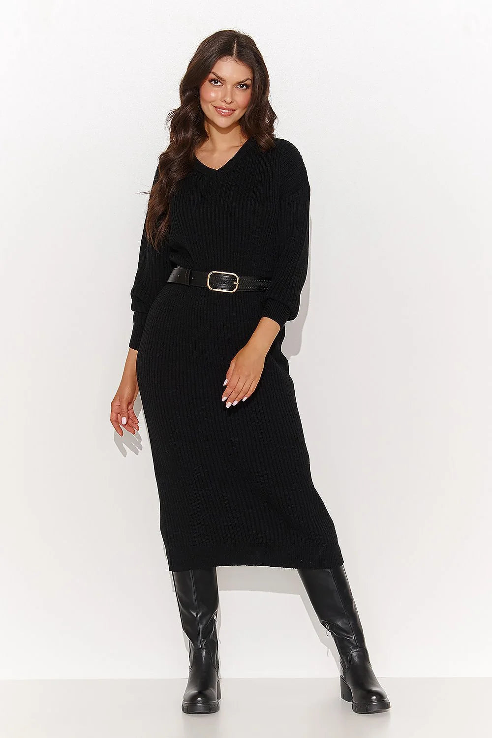 Robe longue pour femme en tricot côtelé, style pull-over, encolure en V, manches longues, couleur noire, coupe ajustée, idéale pour les occasions formelles ou décontractées