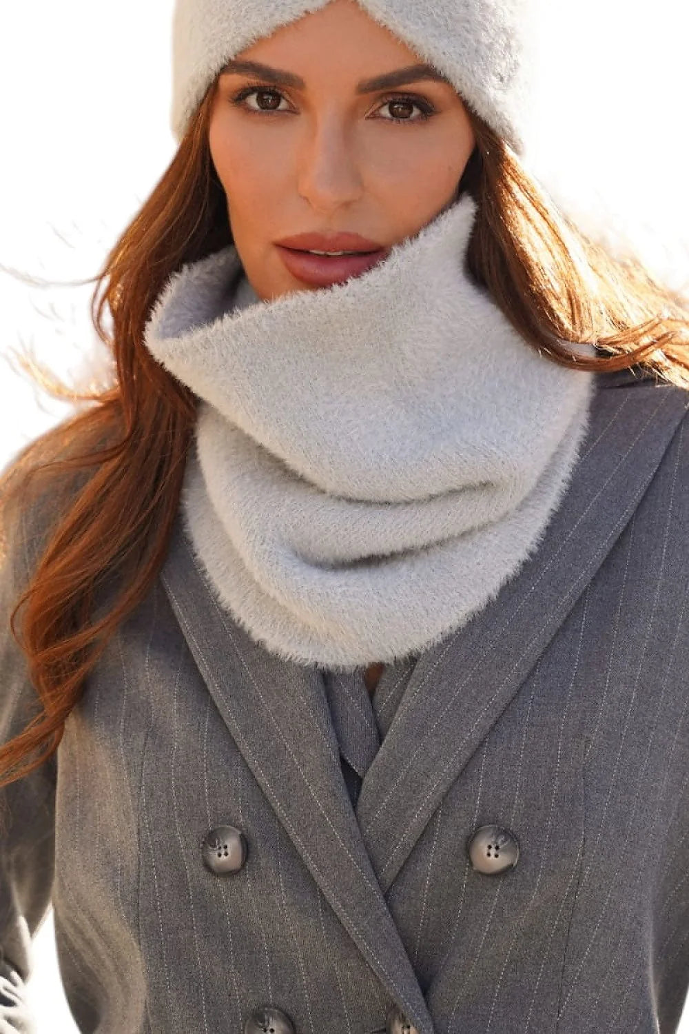 snood tube femme maille pelucheuse gris perle effet chenille angora stretch tubulaire chaud doux cocooning élégant