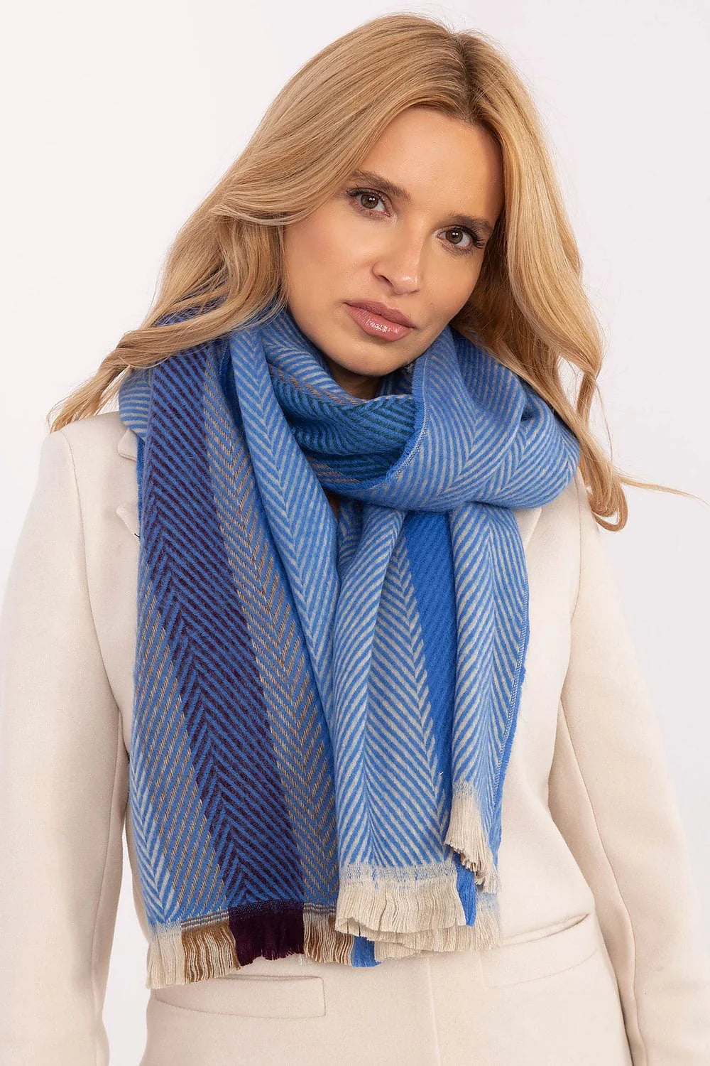 Écharpe d'hiver élégante pour femme, motif rayures bleu, longueur 194 cm, viscose luxueuse, idéale pour les froids