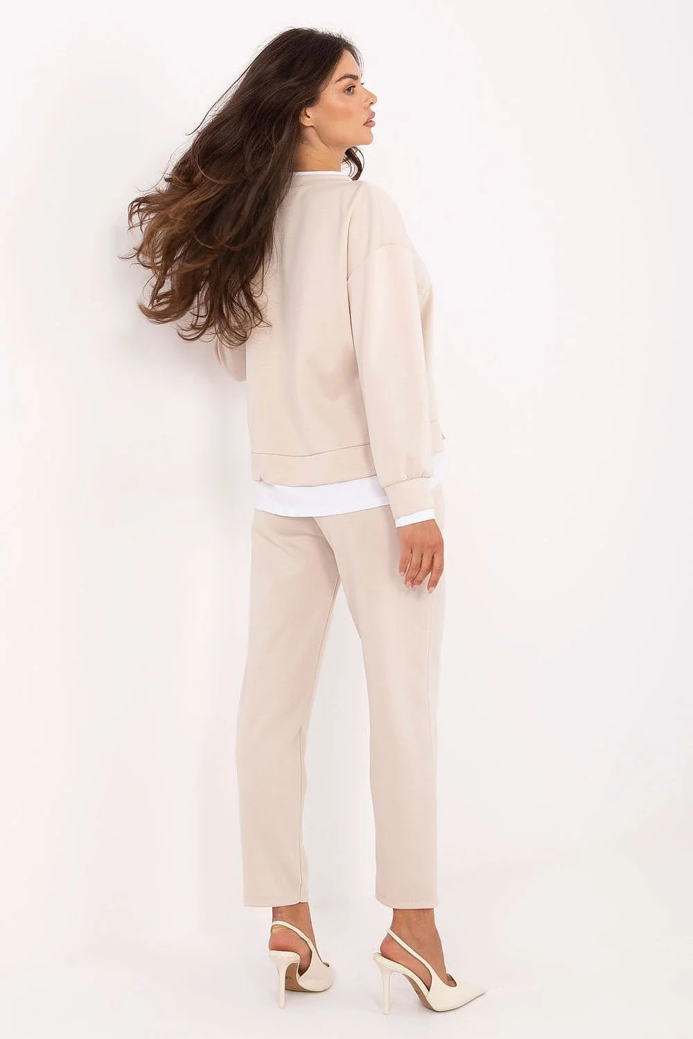 ensemble femme loungewear beige crème sweat col rond oversize molleton doux pantalon droit taille haute lacets poches latérales