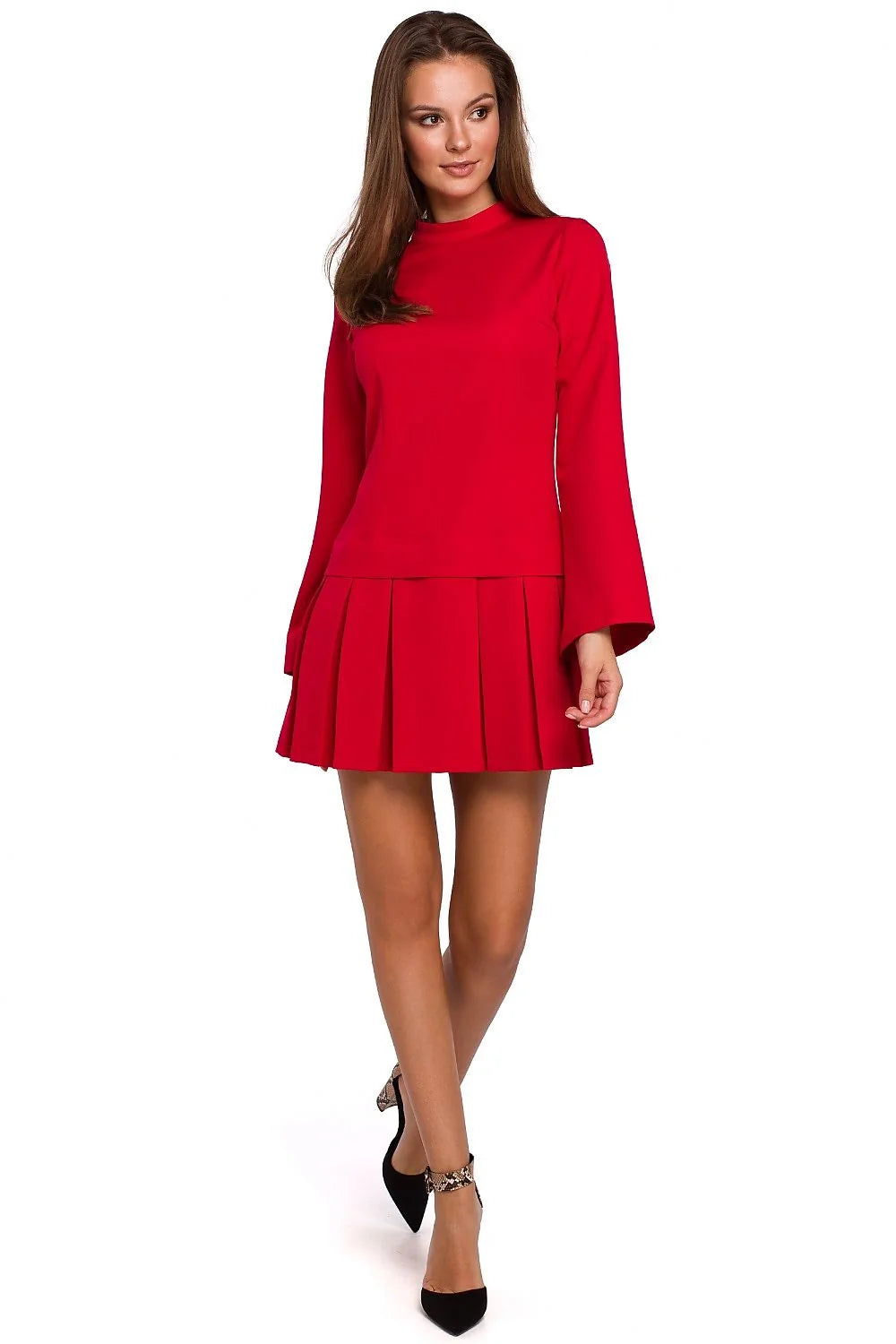 robe cocktail noire courte ajustée buste jupe plissée manches longues évasées cloche col montant mini féminine élégante