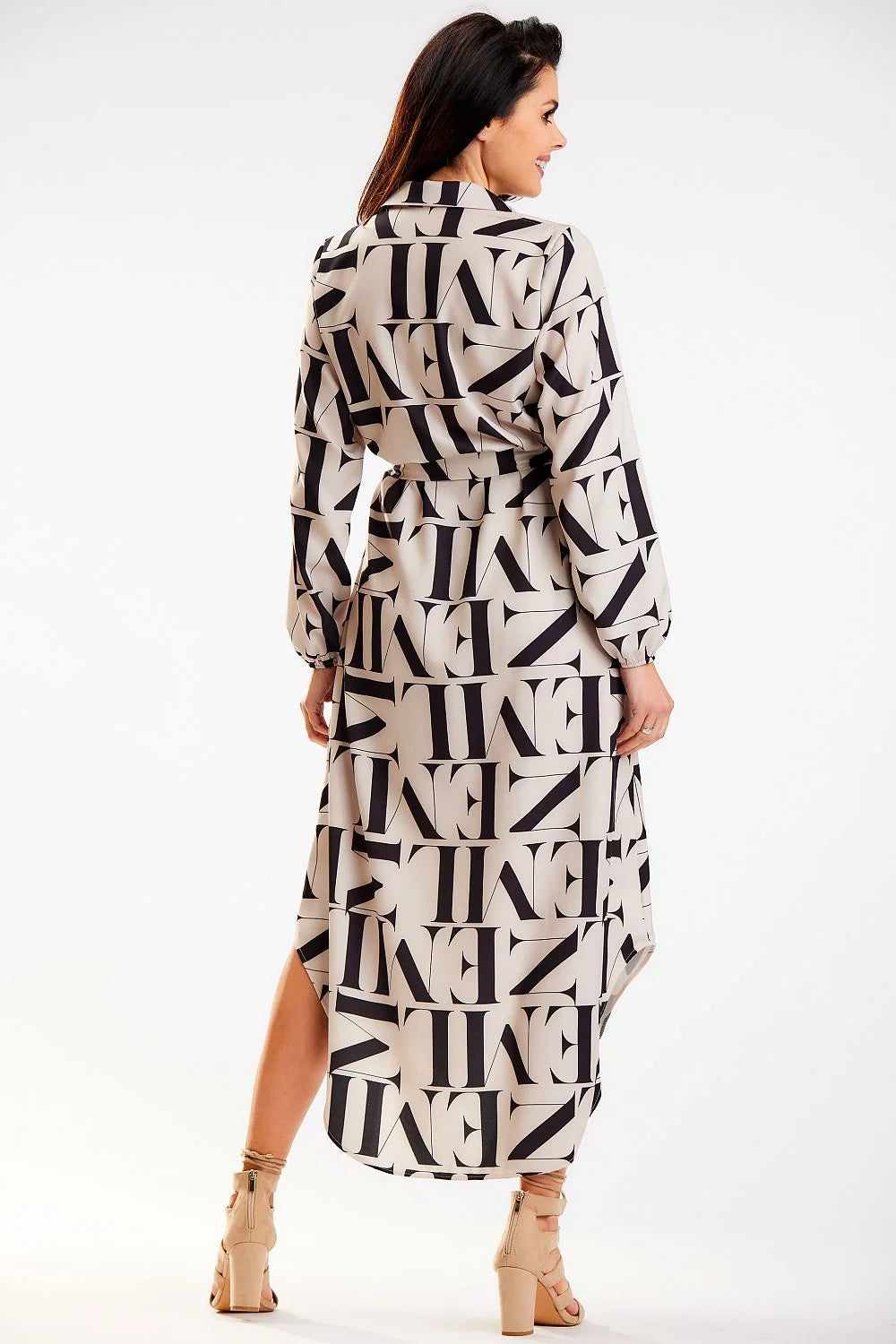 Robe chemise femme moderne élégante longue manches longues ceinture nouée motifs graphiques beige noir polyester elasthanne