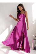 Robe longue élégante avec bretelles asymétriques fente dos satin violet vif occasion formelle femmes