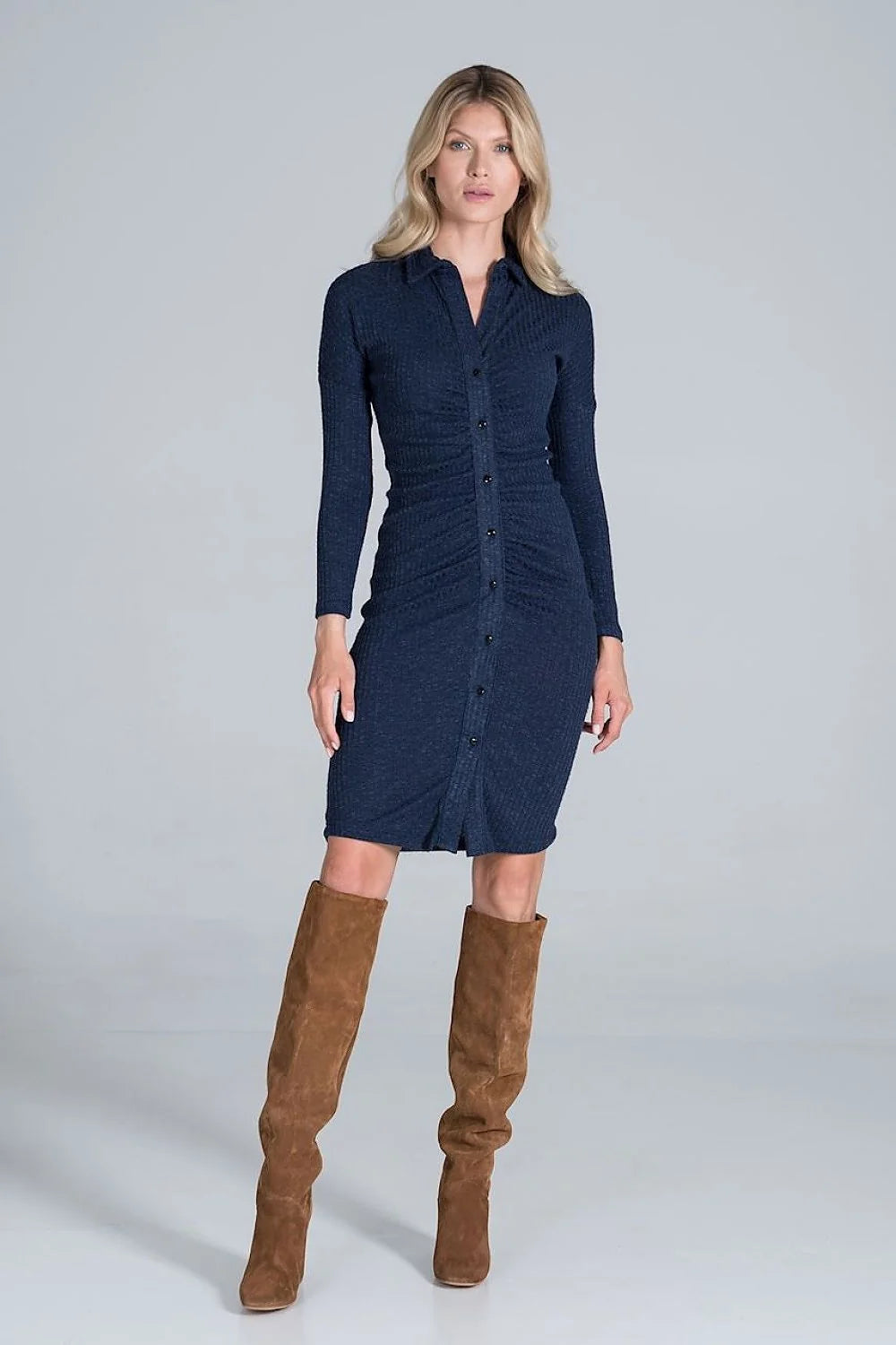 Robe bordeaux côtelée chic ajustée à boutons manches longues élégante mode moderne pour femme