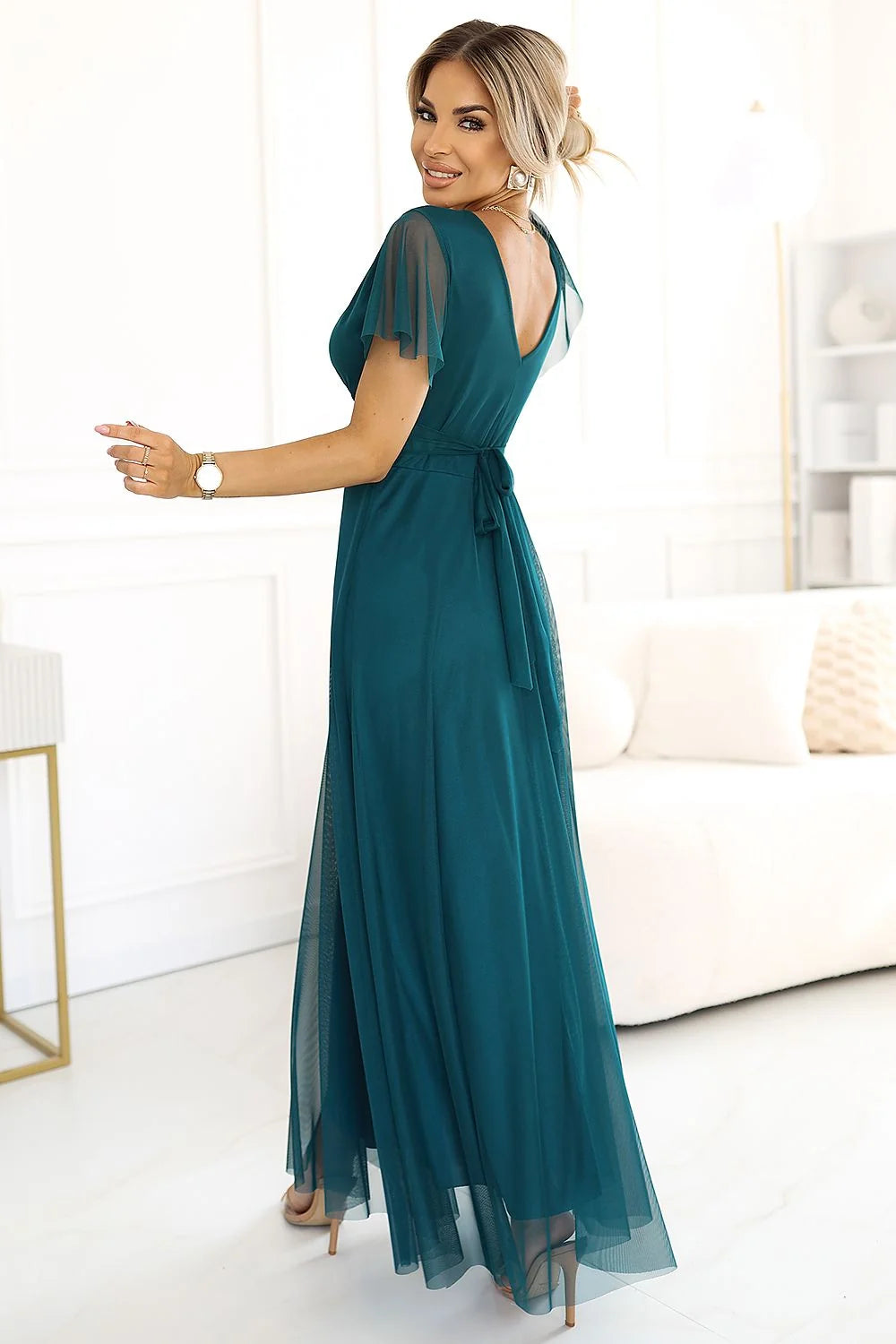robe longue bleu canard décolleté croisé bustier ajusté taille marquée jupe évasée mousseline tulle manches courtes voile doublure fluide élégante
