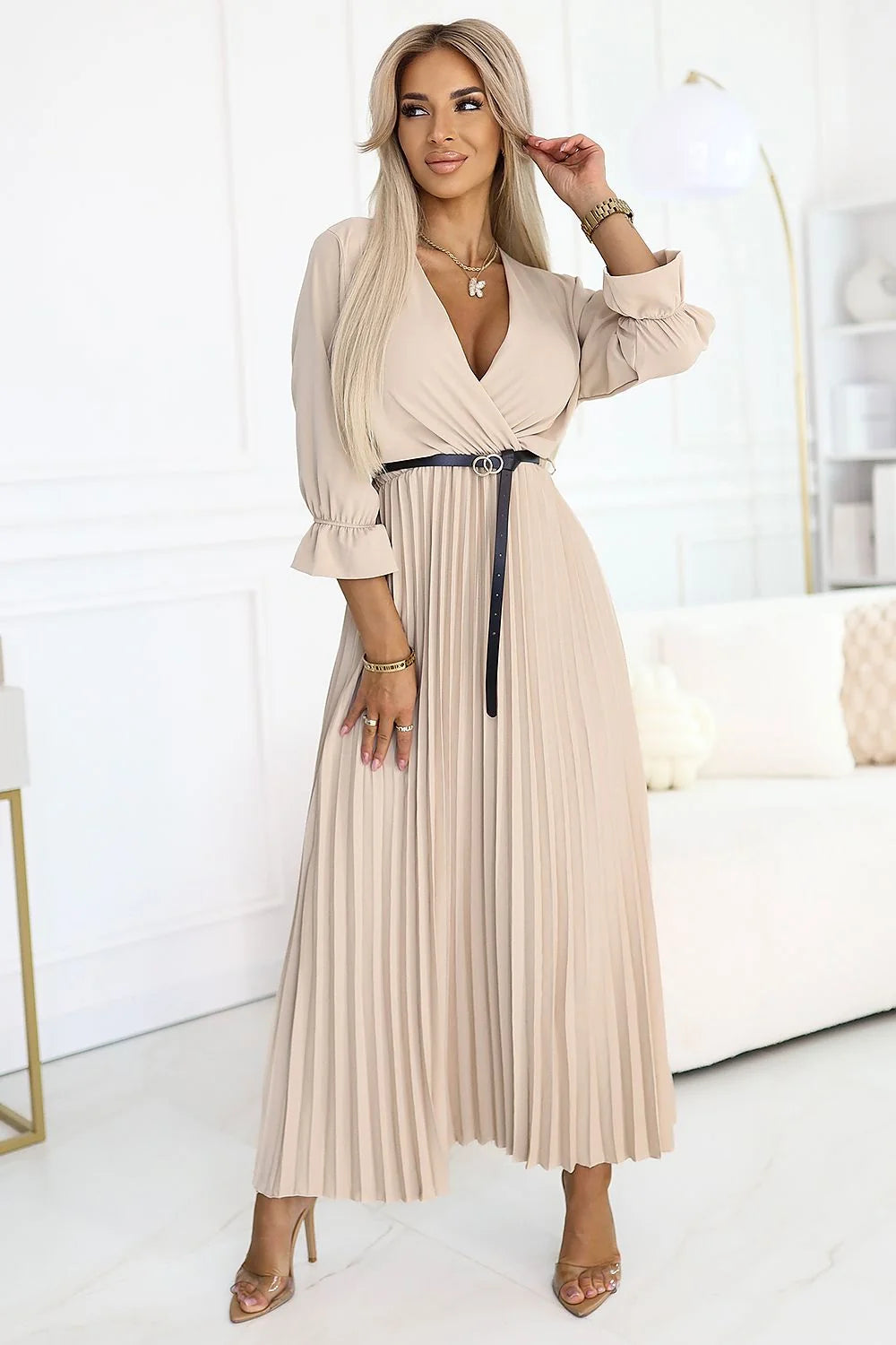 Robe de cocktail élégante longue manches longues en V croisé ceinture noire polyester beige femmes
