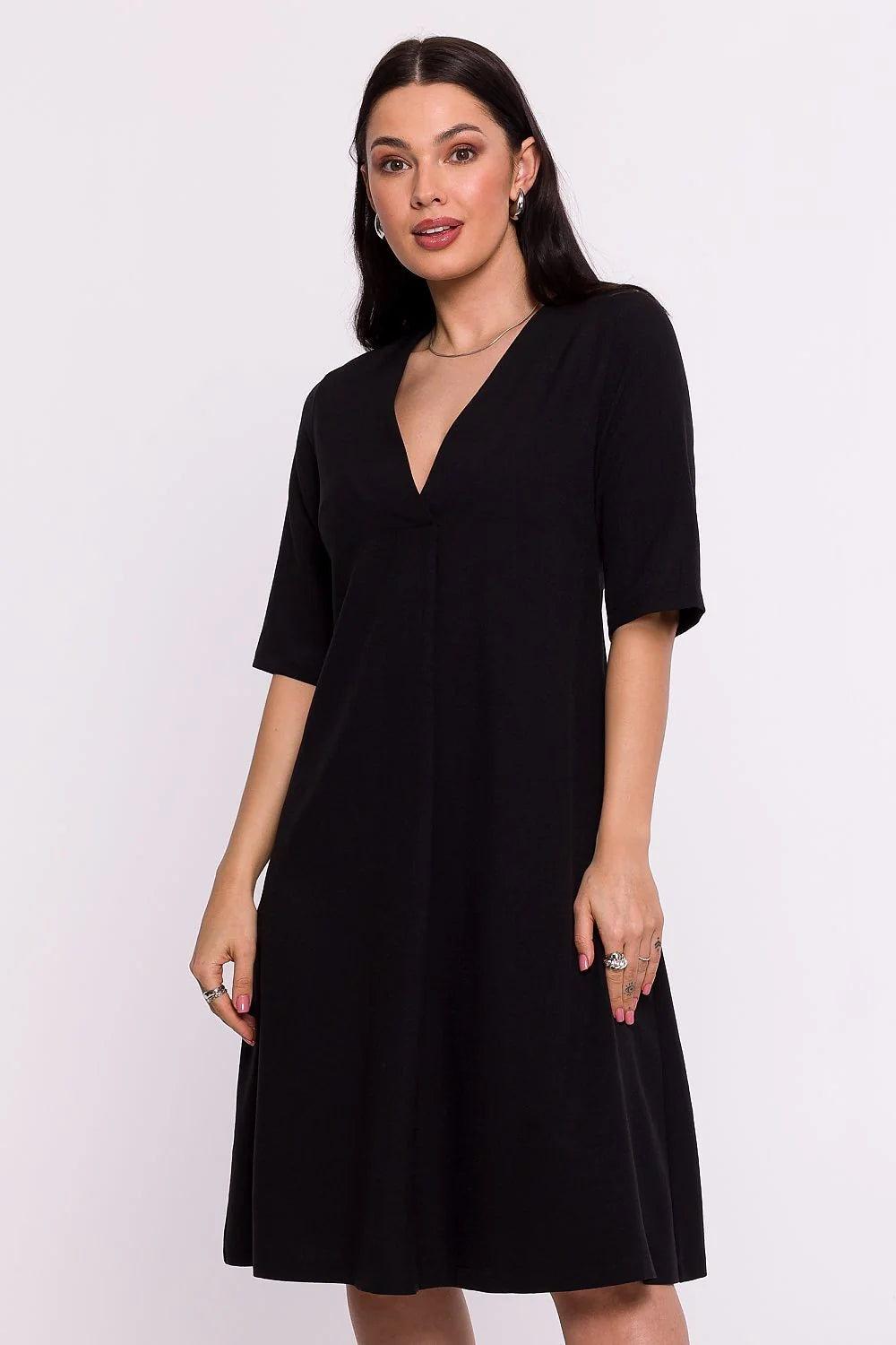 Robe de jour Be Wear élégance intemporelle couleur noire coupe évasée manches trois-quarts décolleté en V profond confortable pour femme