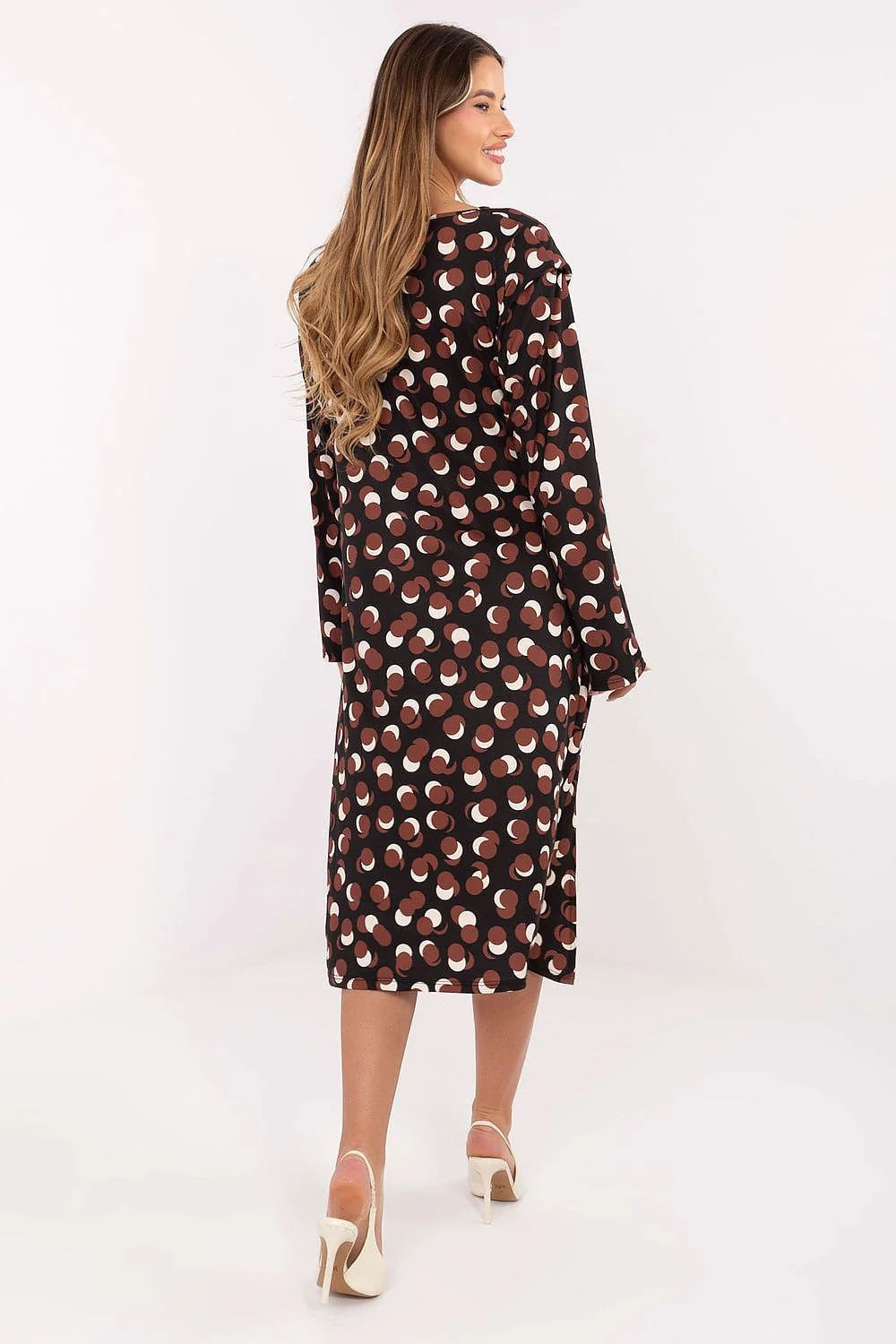 robe midi femme noir imprimé graphique pastilles brunes crème viscose polyester satiné fluide col rond manches longues