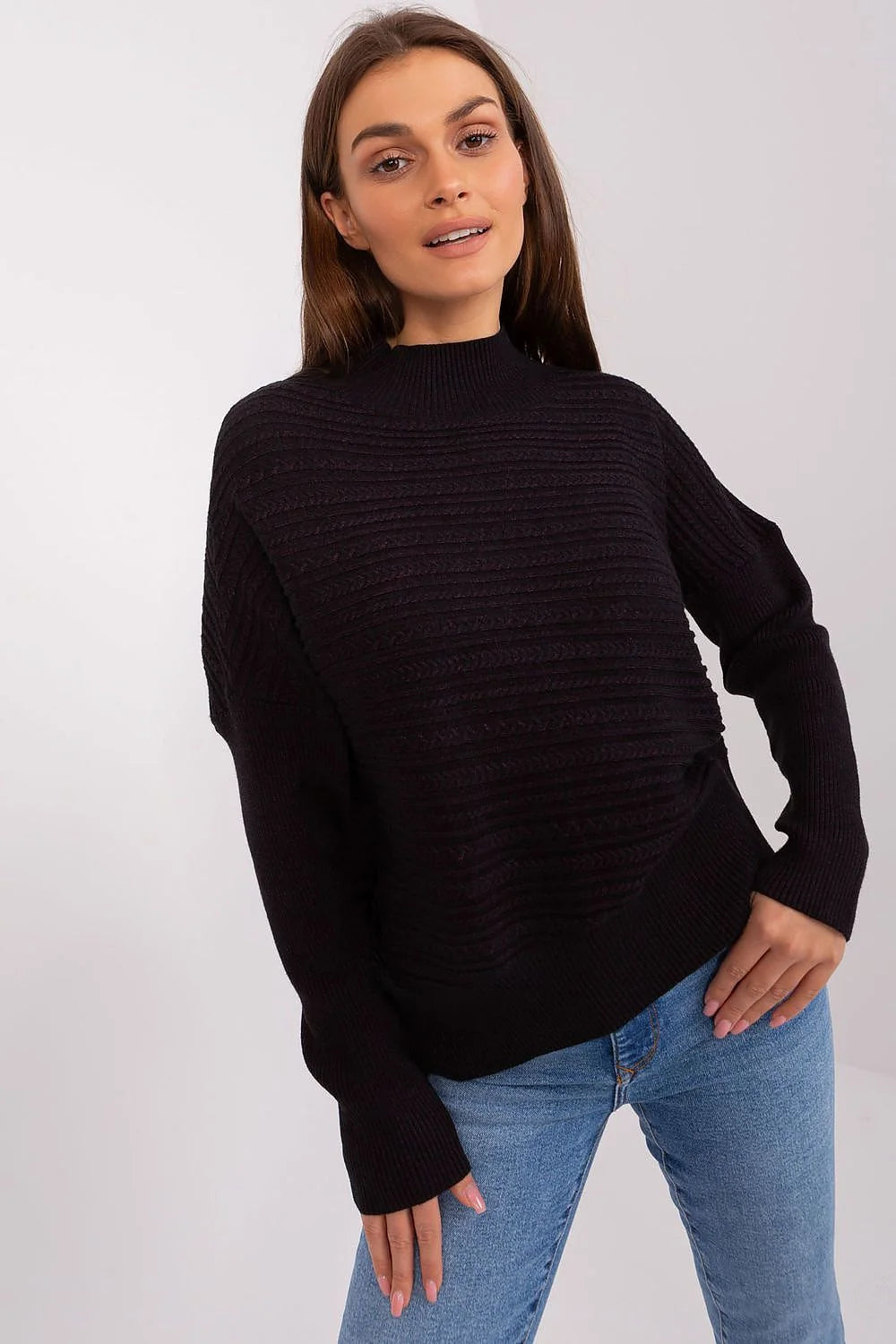 Pull-over sweater for women, long sleeves, crew neck, textured fabric, casual everyday wear, chic and comfortable