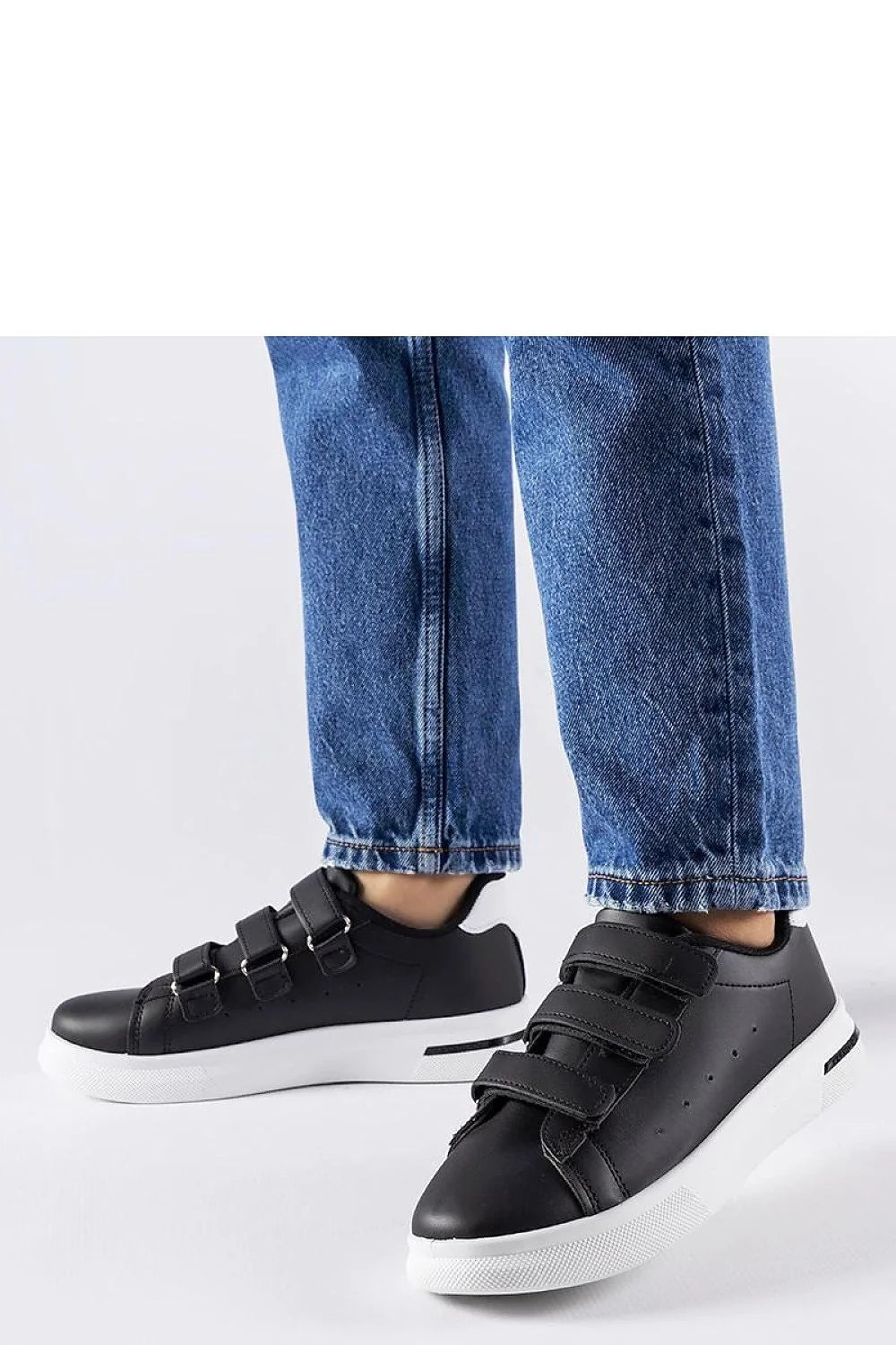 baskets Solea femmes basses noir semelle épaisse blanche similicuir velcro triple scratch boucles métal col rembourré antidérapante minimaliste urbain