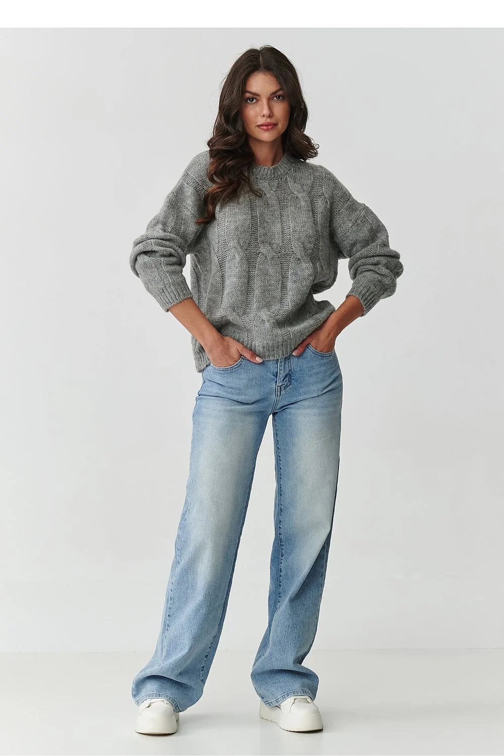 pull femme torsadée maille oversize col rond manches longues ballon gris chiné duveteuse mohair laine acrylique polyamide bords côtes poignets