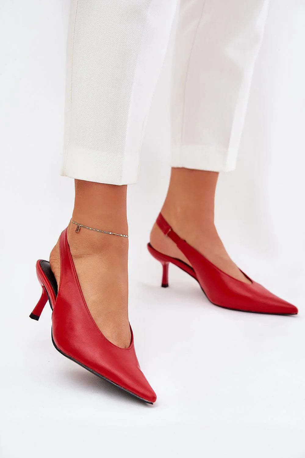 Talons hauts élégants à bride arrière en cuir artificiel rouge vif pour robes et soirées, femmes