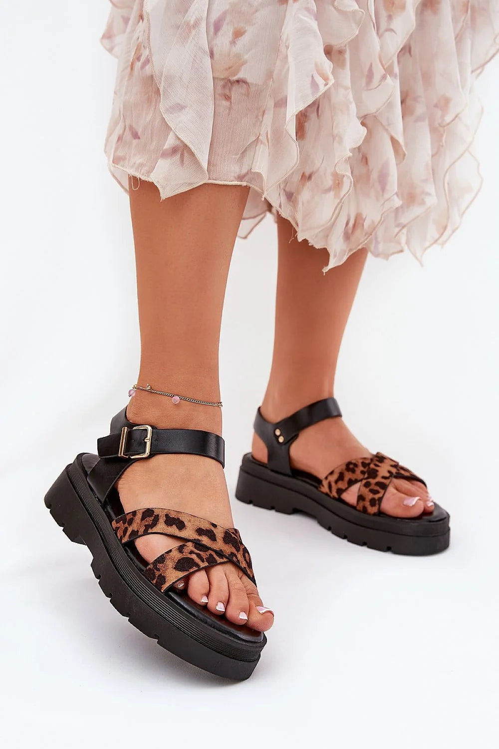 Sandales femmes élégance imprimé léopard plateforme cuir synthétique style moderne ajustables occasion quotidienne