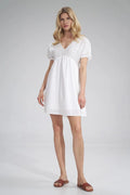 Robe courte coton blanc brodée empire élégante confort été femme style raffiné tendance
