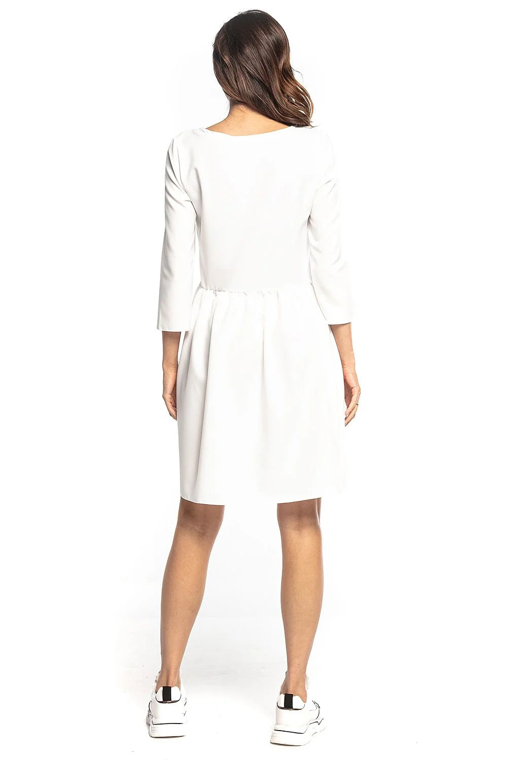 Robe évasée en coton bleu canard moderne confortable manches trois-quarts chic pour femme élégante