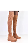 bottes cuissardes femme suédine camel tige haute genou ajustée talon compensé insert métallique plateforme bout arrondi fin doublure fourrure synthétique