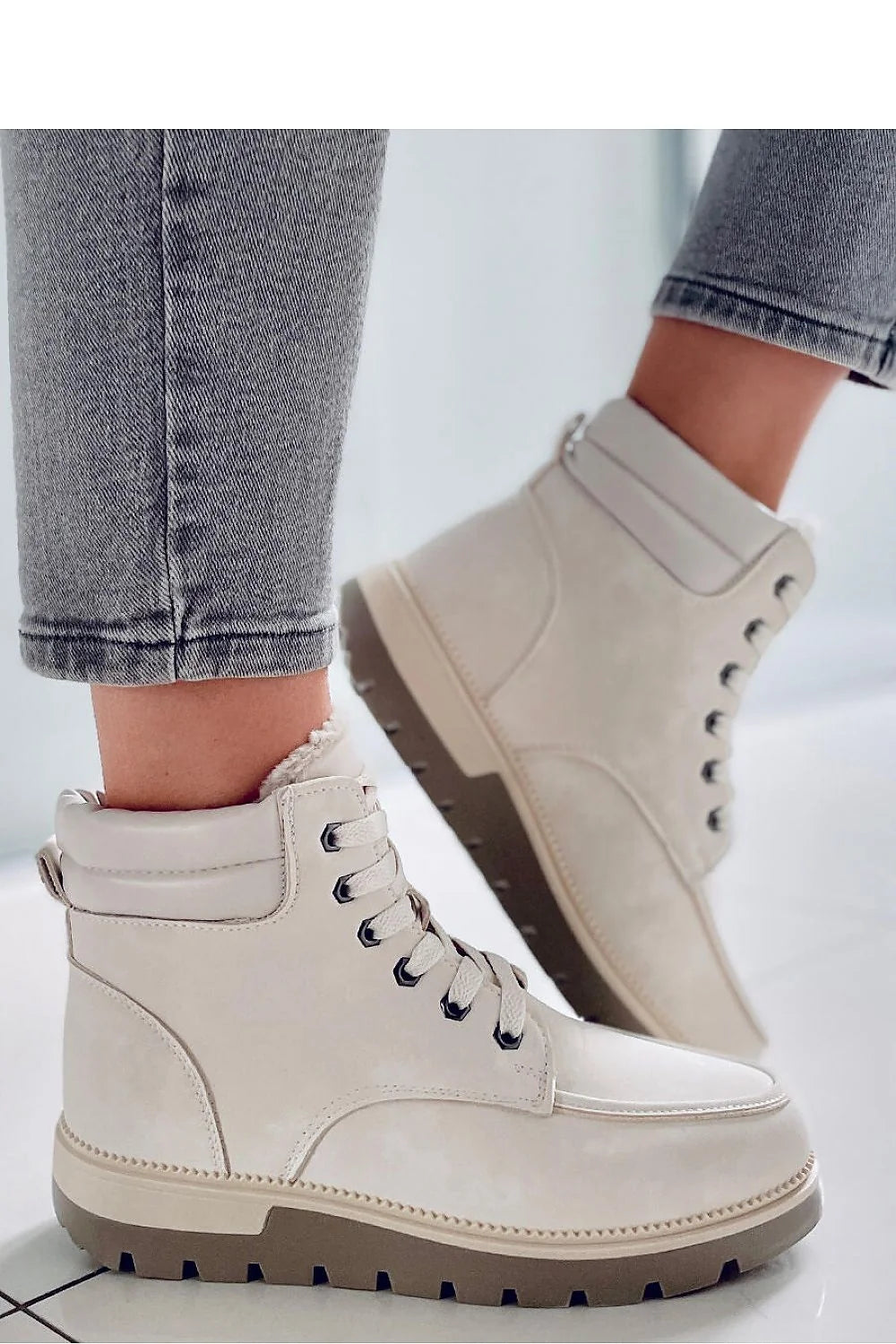 Bottes trappeur Inello pour femme en cuir artificiel couleur crème douce fourrure synthétique semelle épaisse 3 cm