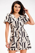 Robe de jour awama moderne graphique lettres noires beige élastique taille ajustable manches courtes femme