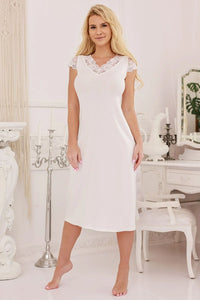chemise nuit longue midi dentelle florale blanche viscose délicate fluide légère décolleté plongeant mancherons coupe droite évasée confortable soyeuse cadeau