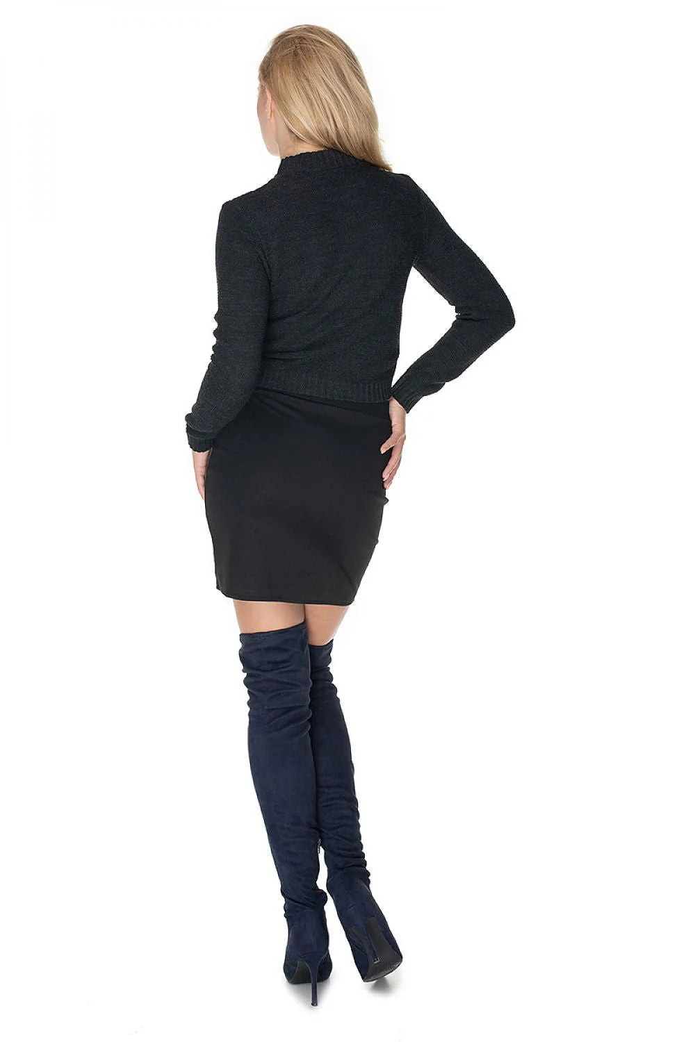 Ensemble pull et jupe crayon noir acrylique minimaliste élégant manches longues col montant femme sophistiquée