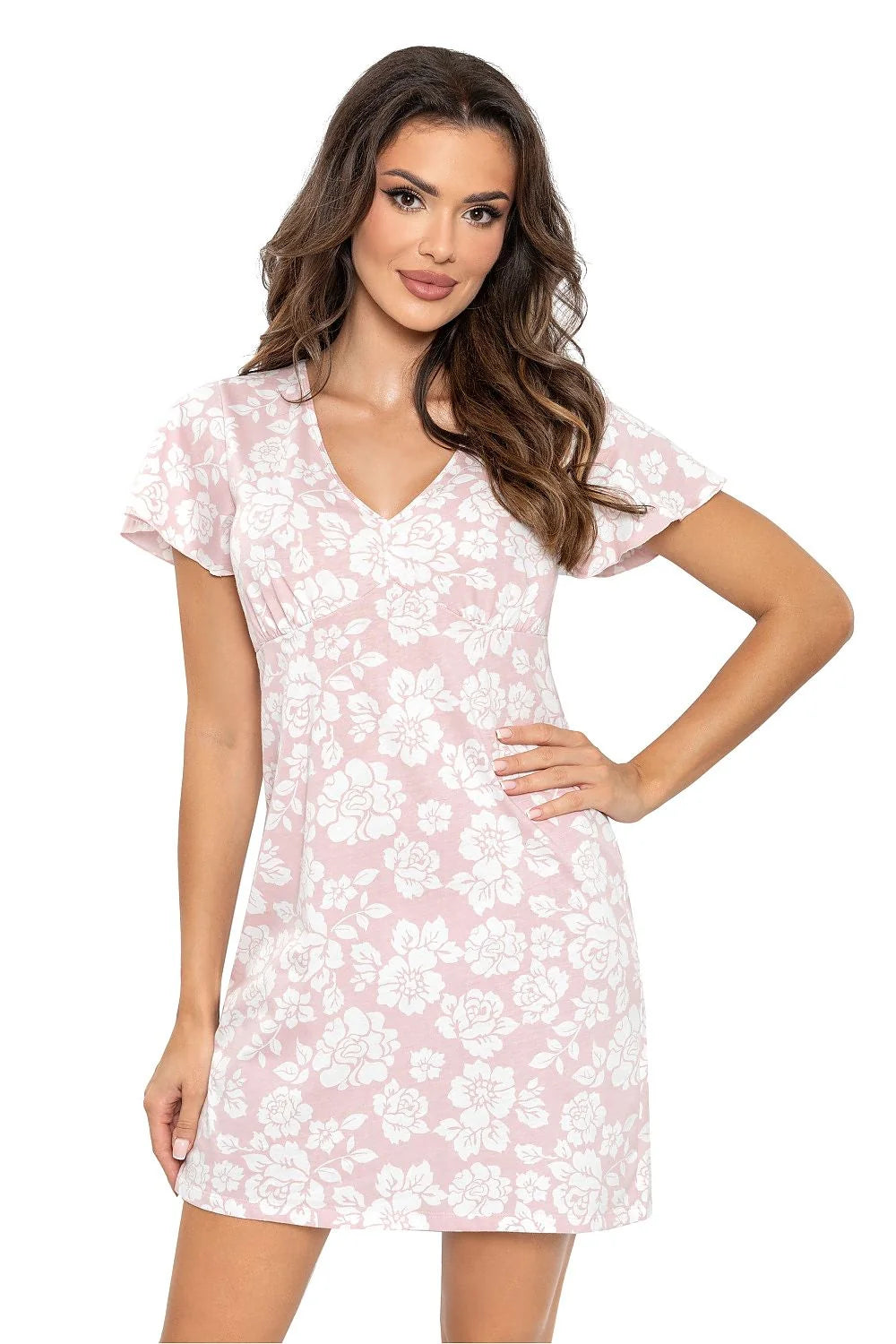 Robe féminine décontractée élégante imprimé floral rose pâle fleurs blanches manches courtes évasées encolure V ourlet droit