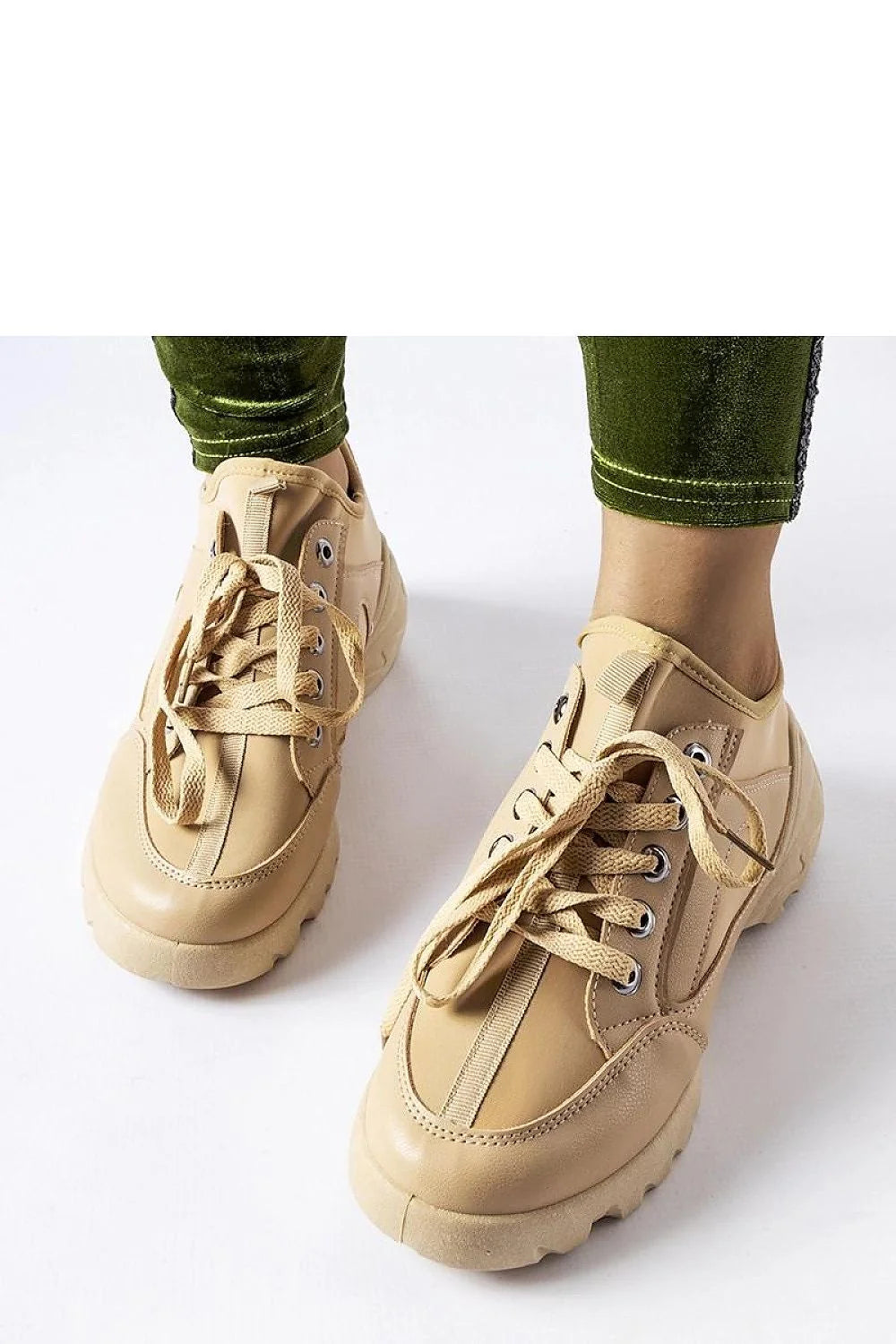 Baskets Solea femmes design moderne sport-chic couleur beige polyvalente tige montante lacets métal occasion quotidienne soirées