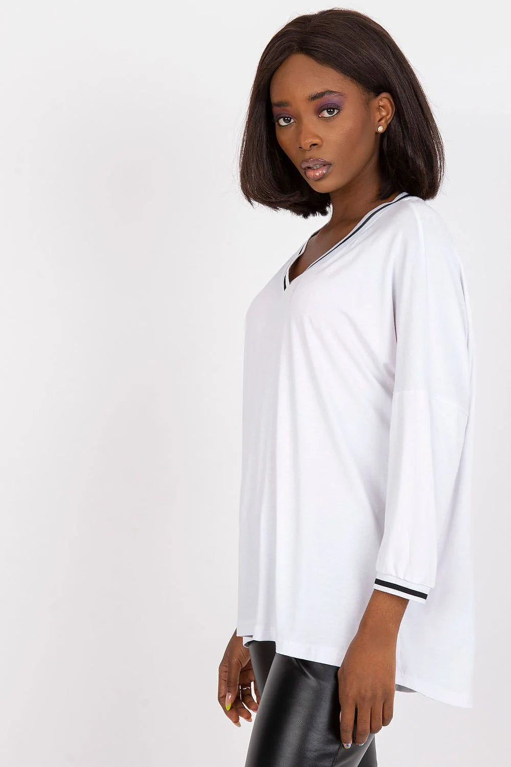 Chemisier BFG blanc encolure V manches longues coupe ample minimaliste en viscose élasthanne pour femmes