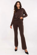 ensemble femme deux pièces maille marron chocolat col rond manches longues pantalon taille haute jambe évasée côtelé extensible
