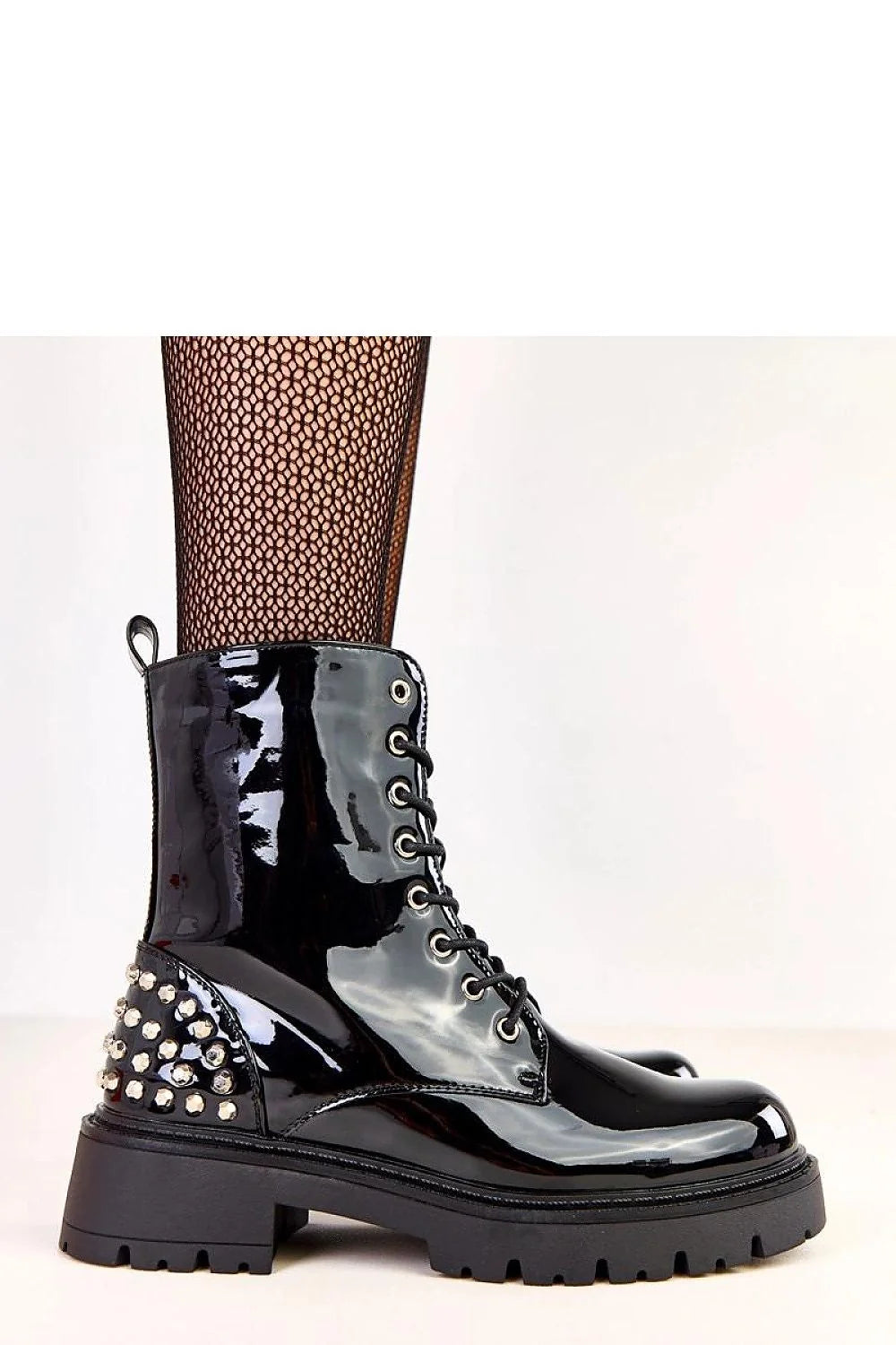 bottines vernies noires femme cheville hauteur 16cm talon 55mm plateforme crantée clous strass cuir écologique zippées lacées doublure chaude rock