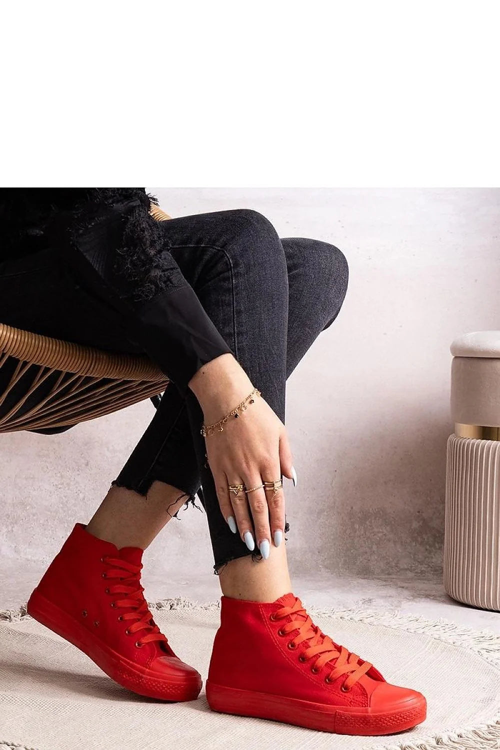 Baskets montantes pour femme design moderne audacieux Rafife Solea couleur rouge vif tige haute confort port